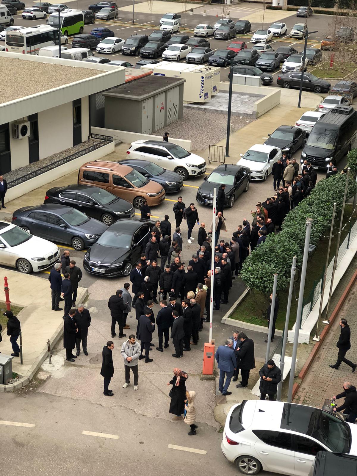 Yusuf İbiş, Söz Gençlikte Programı Öncesi Ak Parti Kocaeli İl Başkanlığını Ziyaret Etti 2