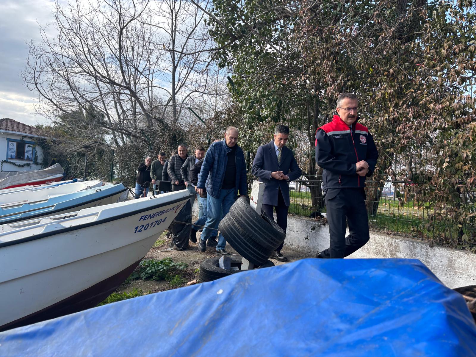 Yusuf Turhan Tavşancıl Balıkçılar Barınağı'nın Sorunlarını Dinledi 3