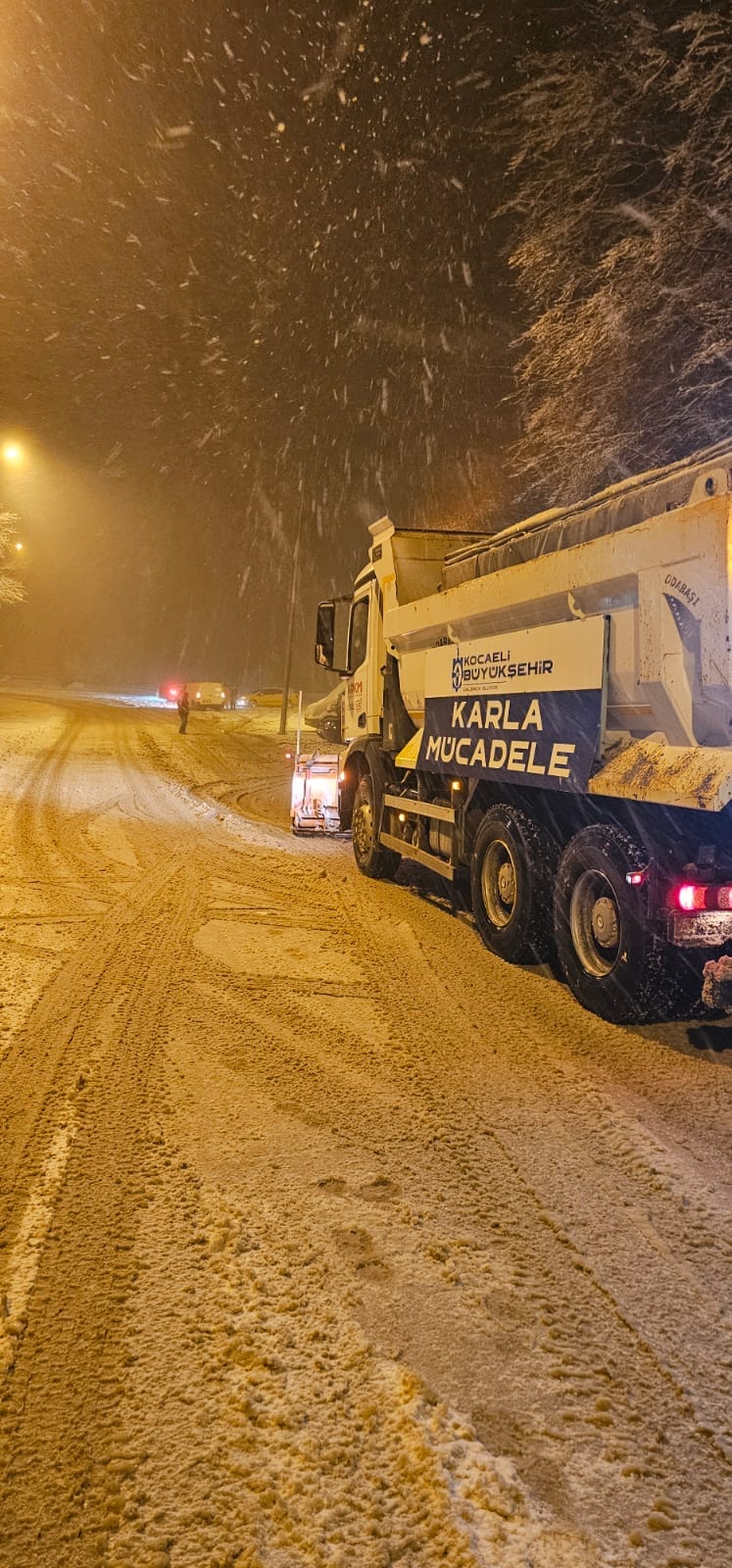 Zkocaeli’de Kar Alarmı Büyükşehir 724 Görev Başında (1)