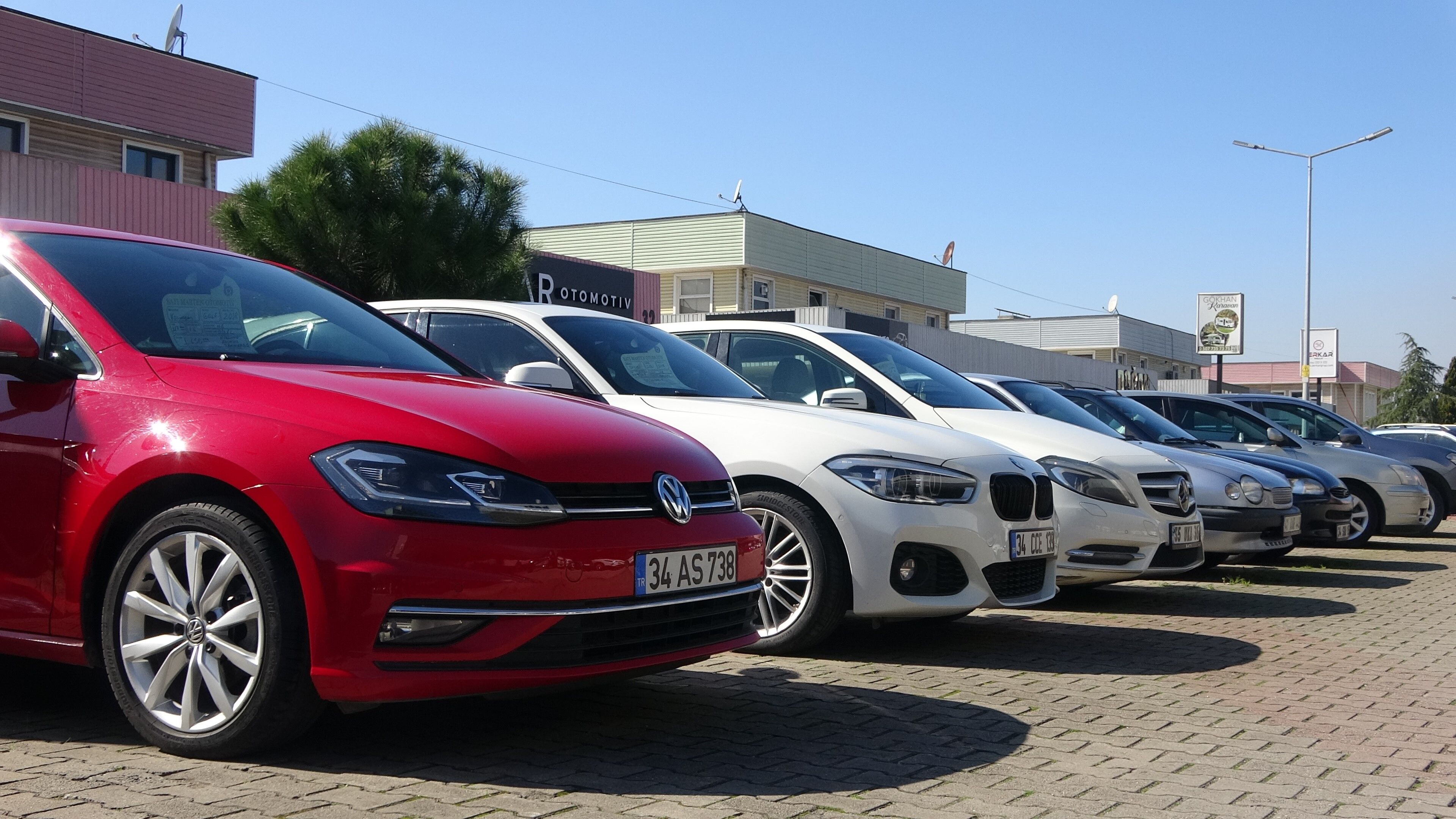 2025 Sifir Araç Satiş Rekoru İki̇nci̇ Eli̇ Vurdu 03-4