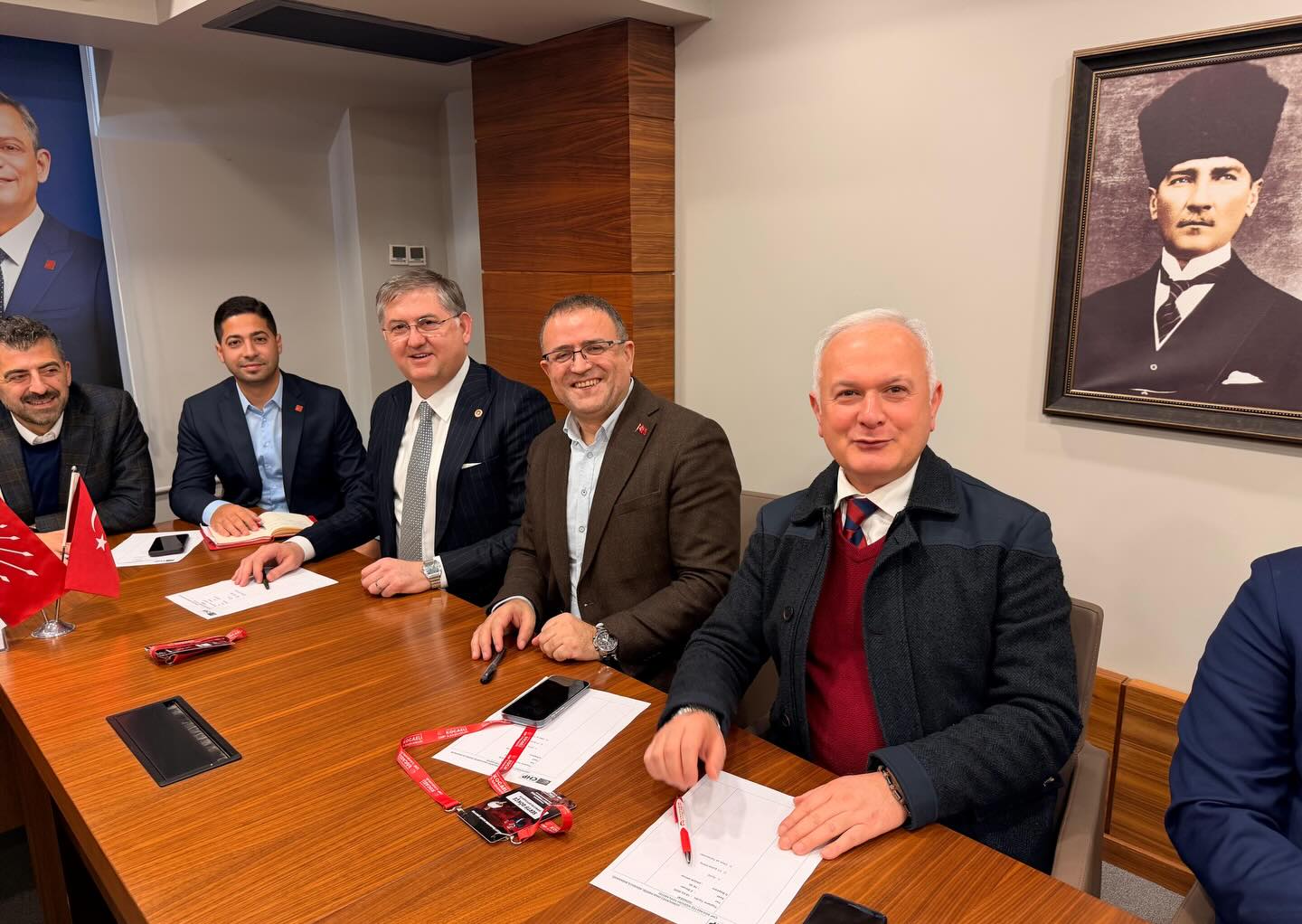 21 Şubat Cumartesi Günü Özgür Özel’in Katılımıyla Gerçekleştirilecek Büyük Kocaeli Mitingi Öncesinde, Il Örgütünde Hazırlık Ve Değerlendirme Toplantısı Düzenlendi (2)