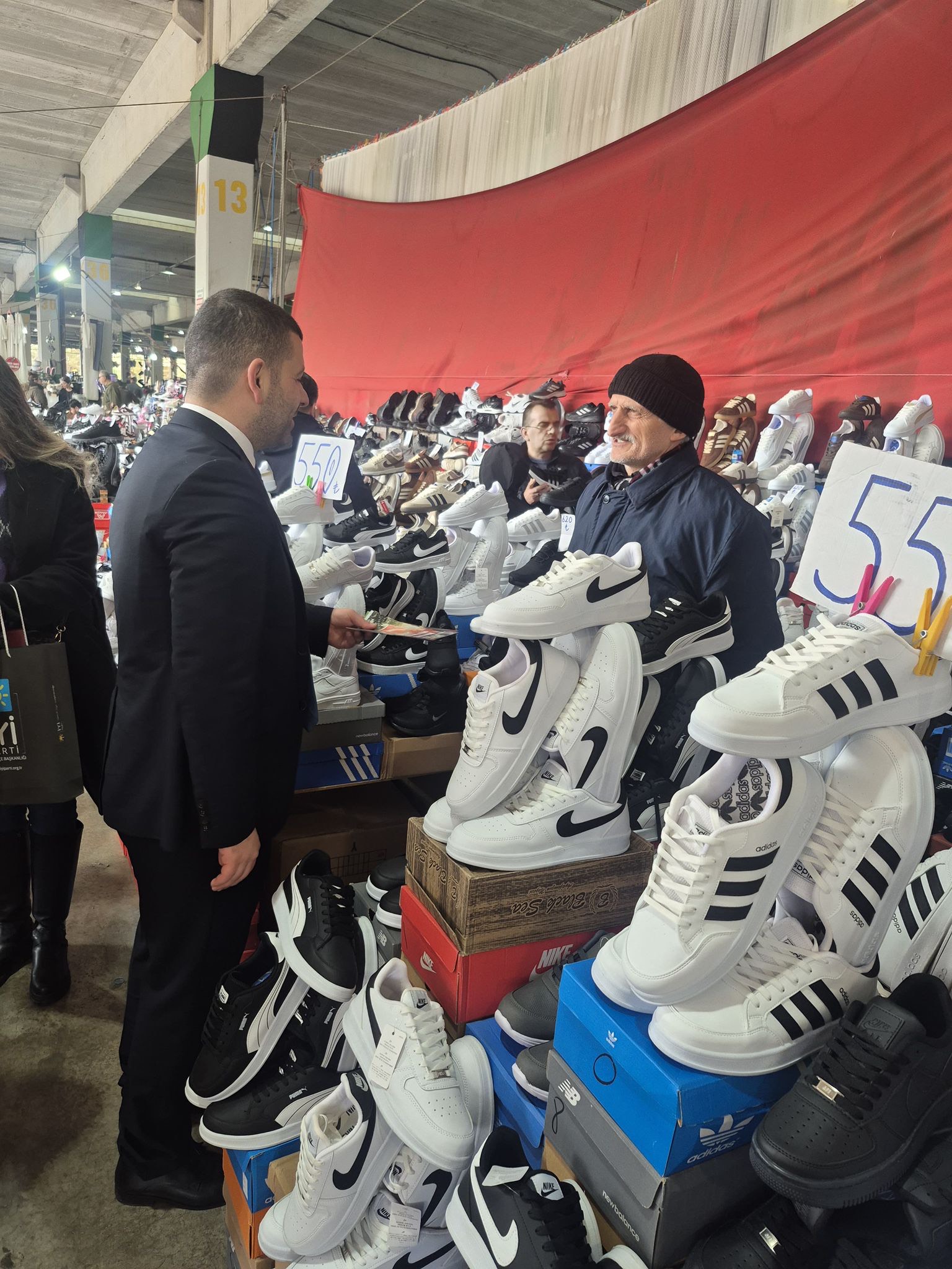 41D13Ea1 5A83 4F54 A5Ba 4C4758520163