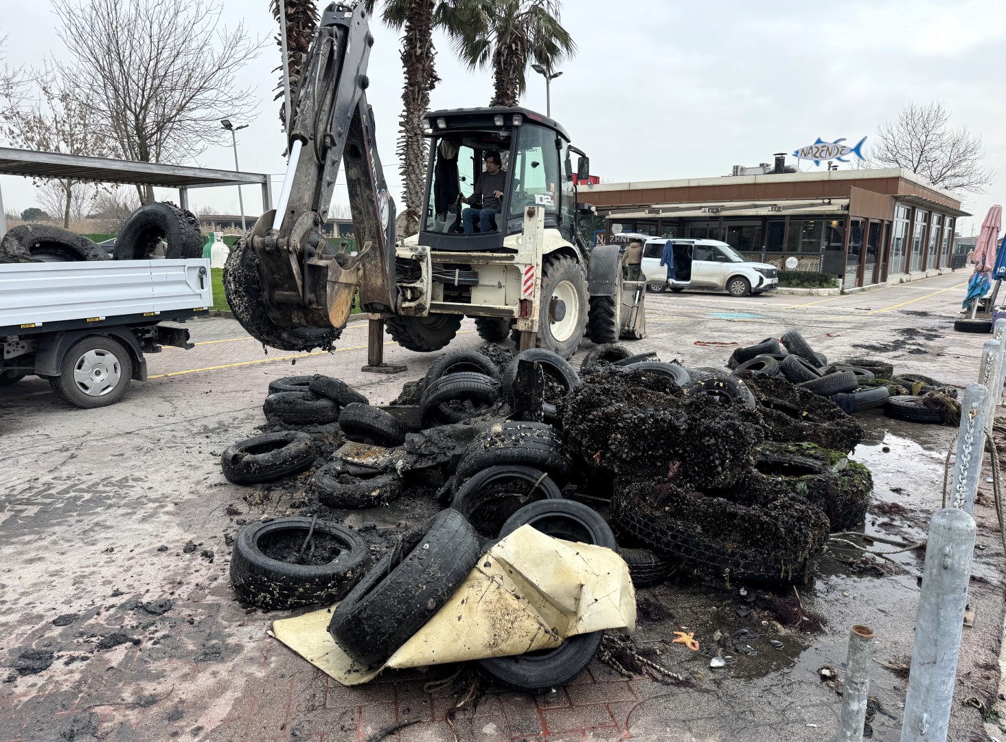 50 Araç Lasti̇ği̇ Çikarildi (4)