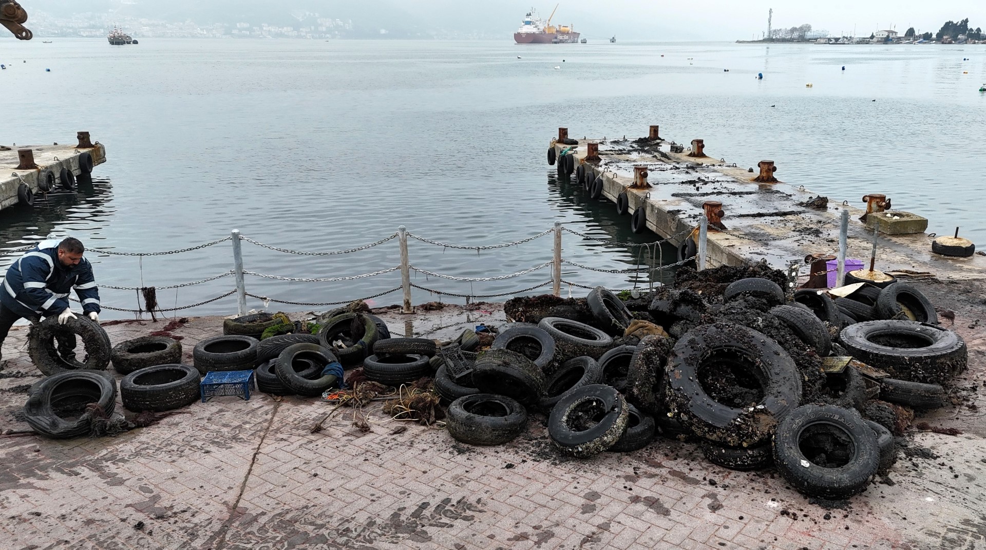 50 Araç Lasti̇ği̇ Çikarildi (6)