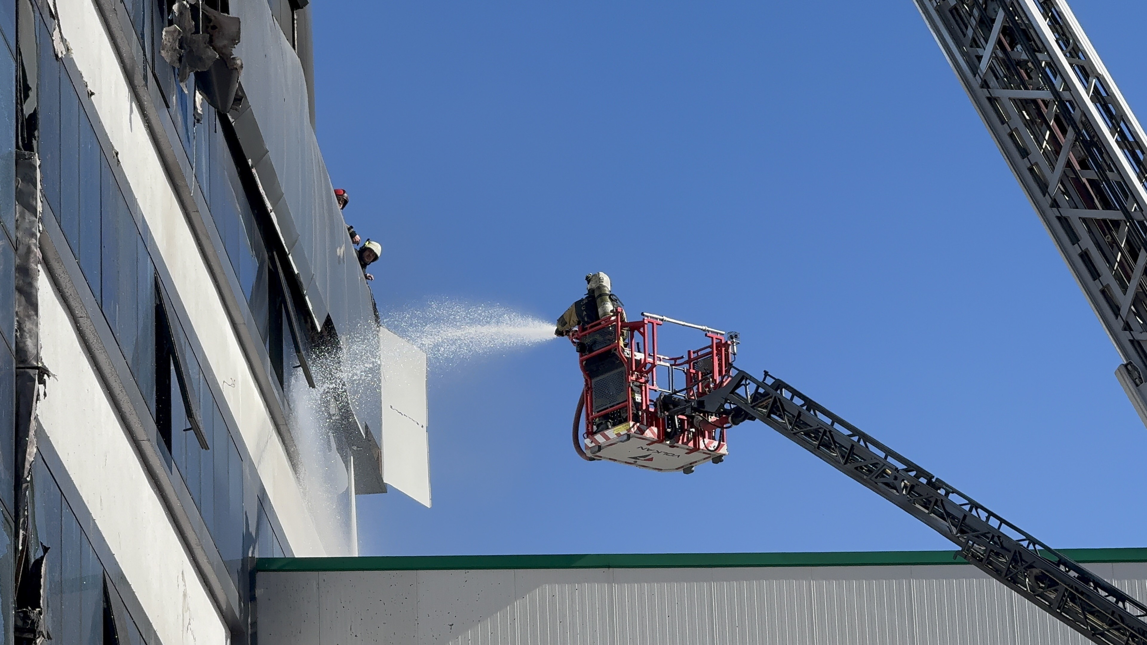 Alevleri̇n Pençesi̇nde Kaldi (5)
