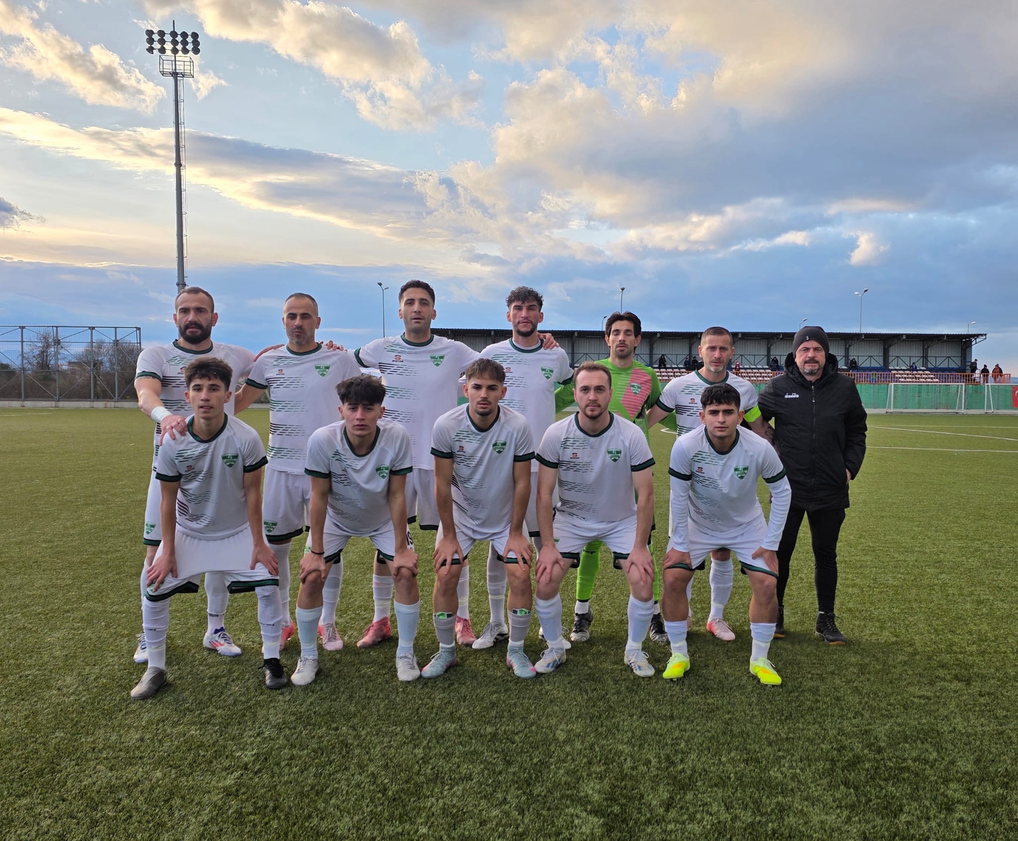 Alt Siralarda Yangin Var Ki̇m Gülecek, Ki̇m Üzülecek (5)