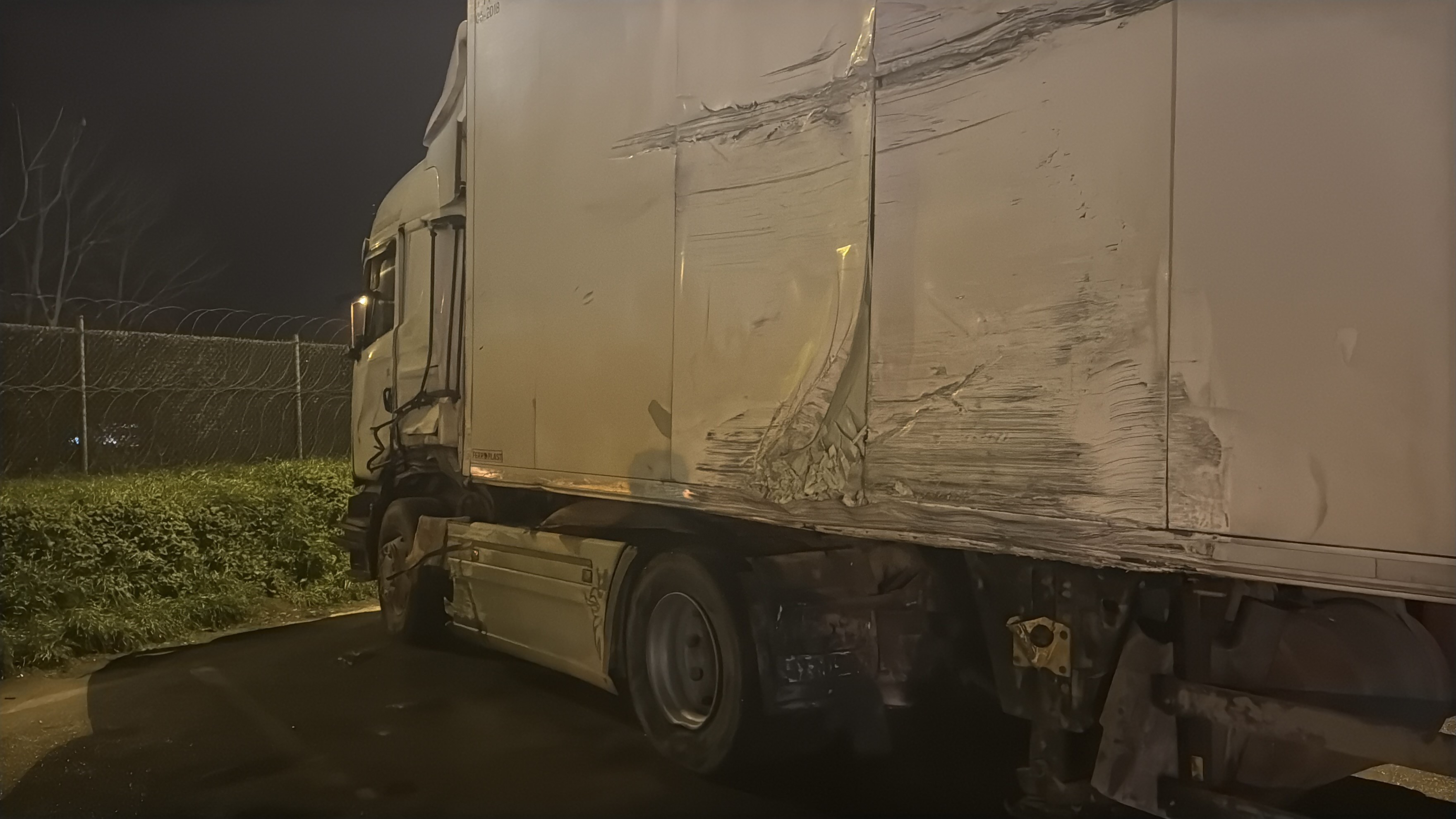 Anadolu Otoyolu'nda 16 Araç Bi̇rbi̇ne Gi̇rdi̇! Çok Sayida Yarali Var 03