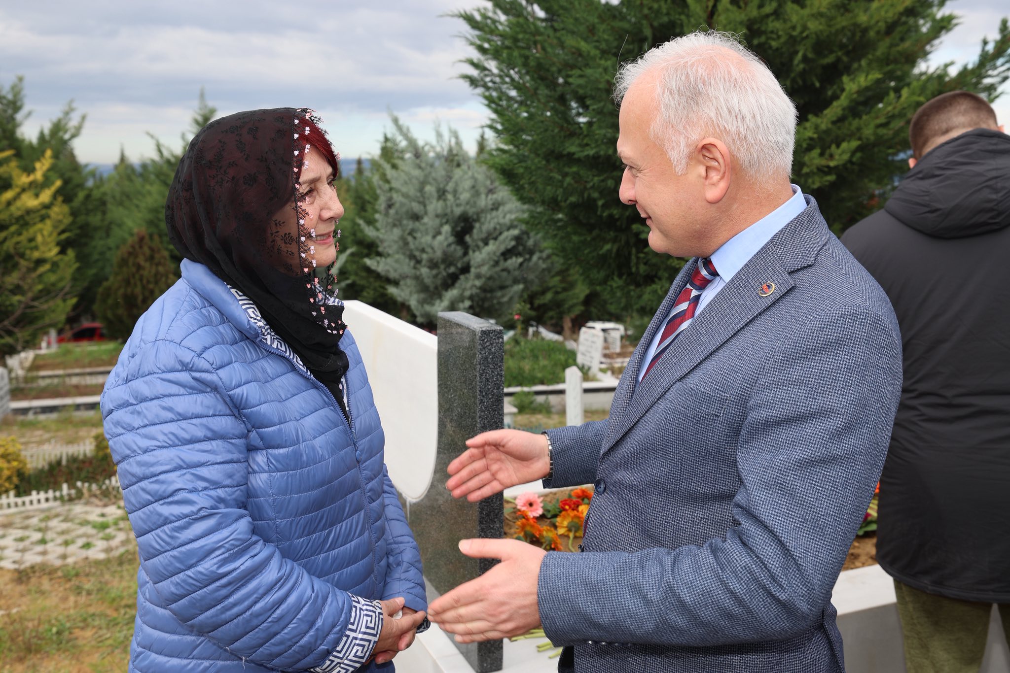 Aydin Demi̇r Karamürsel'de Mezari Başinda Anildi!3
