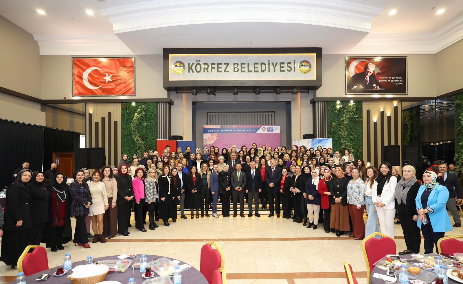 Başkan Büyükakin Körfezli̇ Kadinlarla Buluştu (5)