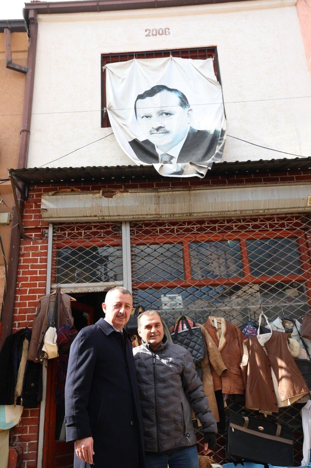 Başkan Büyükakin’dan Üsküp Eski̇ Çarşi’ya Gönül Zi̇yareti̇ (4)