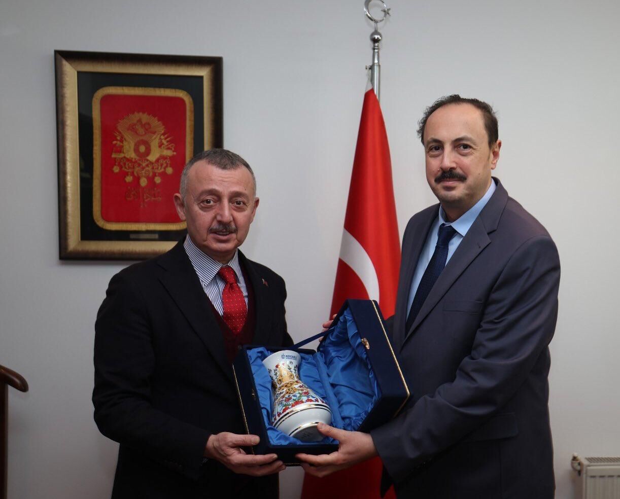 Başkan Büyükakin’dan Üsküp Eski̇ Çarşi’ya Gönül Zi̇yareti̇ (5)