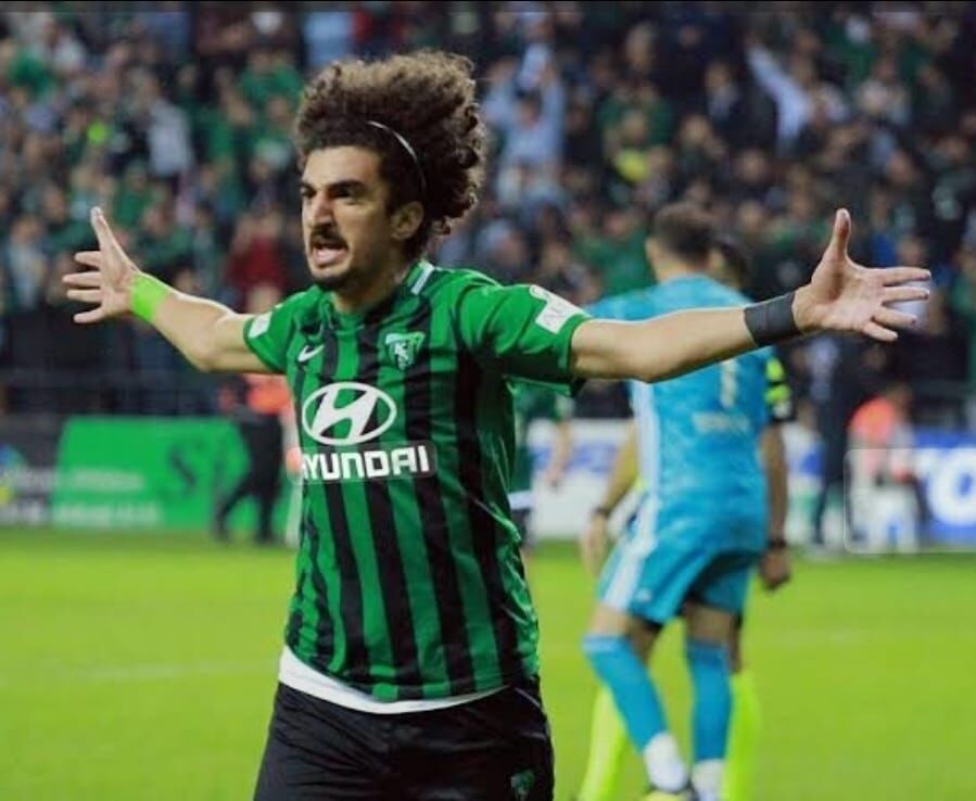 Bi̇r Zamanlar Gol Kraliydi, Şi̇mdi̇ Amatör Li̇ge İmza Atti