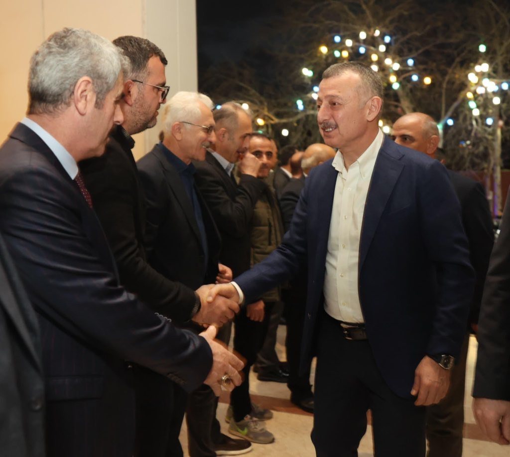 Büyükakın, Gümüşhanelileri Yalnız Bırakmadı (1)