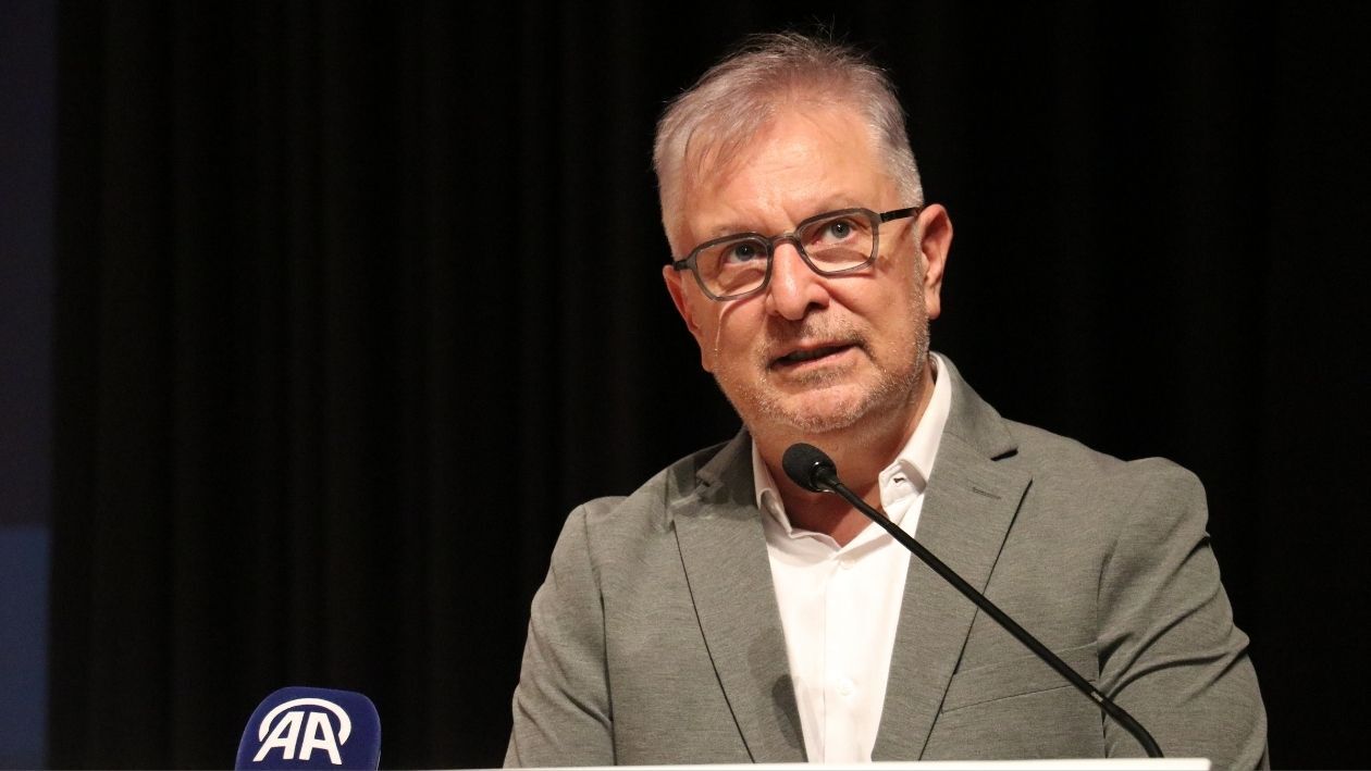 Cezdet Kudret Edebi̇yat Ödülü Veri̇ldi̇ (1)