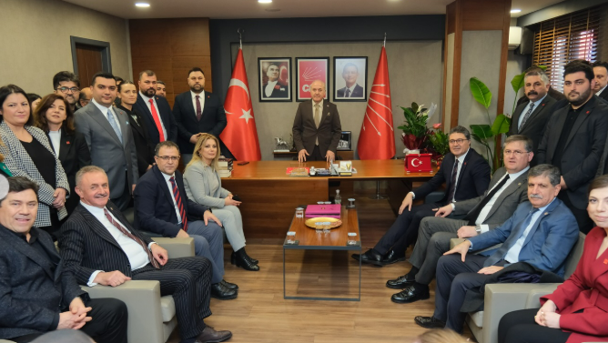 Chp Kocaeli̇ İl Başkanliğina Genel Merkez Çikarmasi (3)