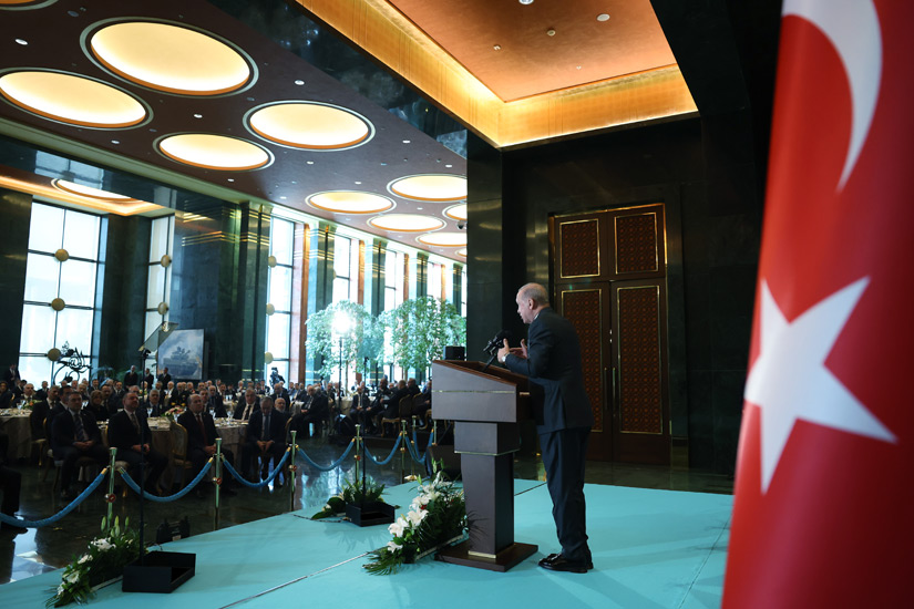 Cumhurbaşkani Erdoğan’dan Deri̇nce Kaymakami Demi̇relli̇’ye Önemli̇ Ödül (3)