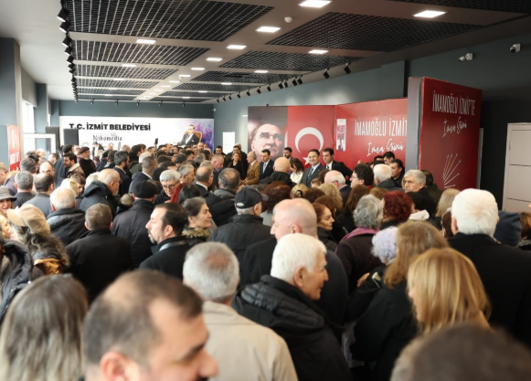 Dayanişma Mesaji Veri̇ldi̇ (5)