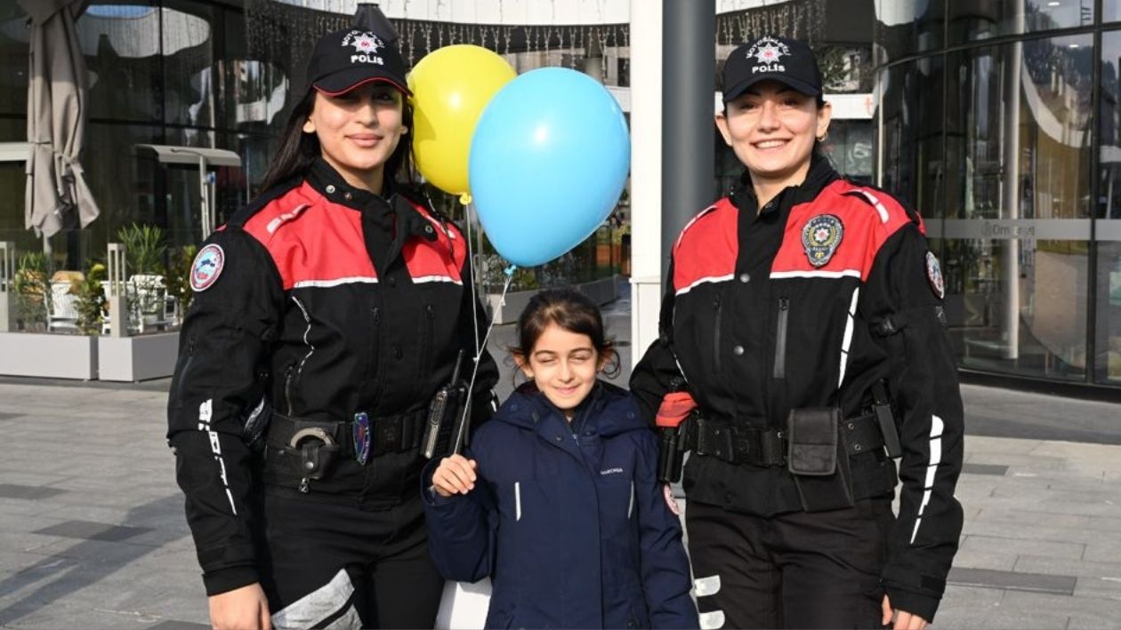 Dmd Hastası 3 Yaşındaki Uras Ege Tekin’in Tedavisi Için Düzenlenen Yardım Kampanyasında Hedefe Ulaşıldı; Kocaeli Emniyeti Çocuklar Için Umut Oldu (3)