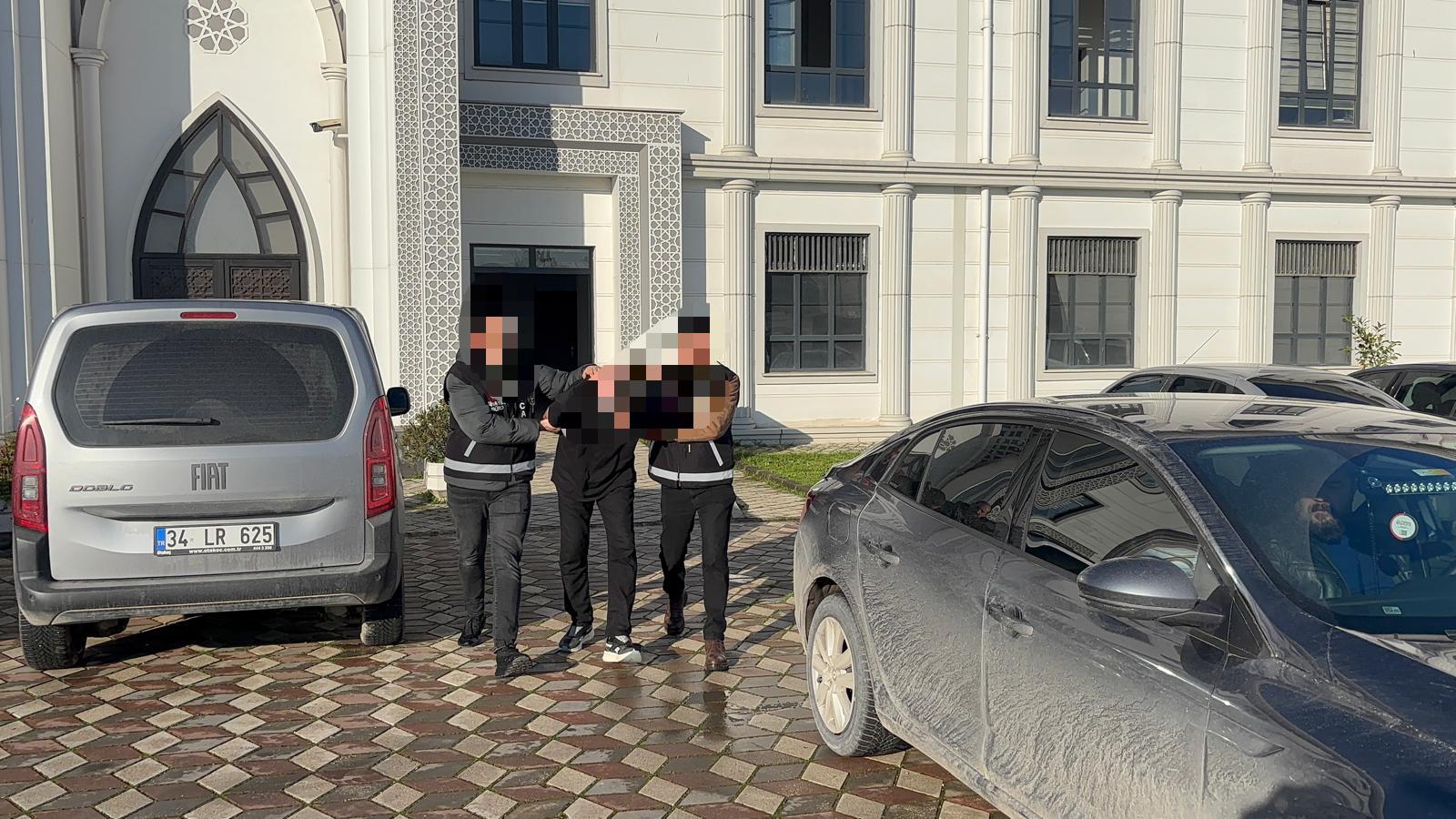 Eşi̇ni̇ Öldüren Şüpheli̇ Tutuklandi (1)-2