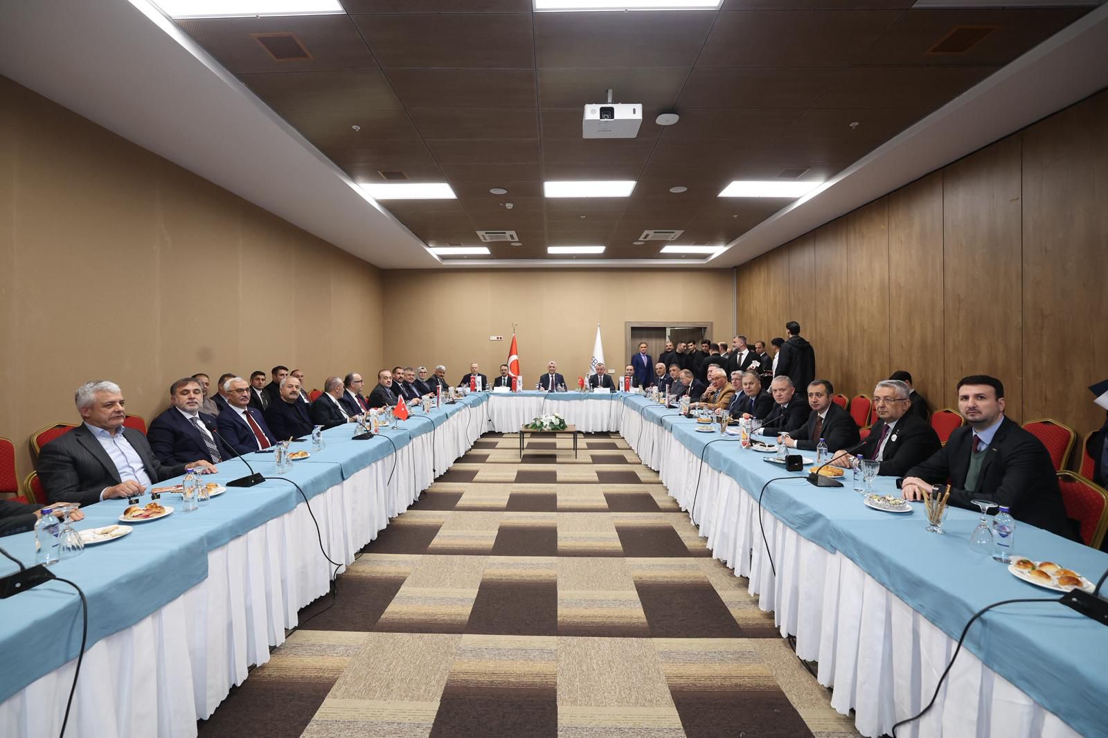 Gebze Ti̇caret Odasi İhracatin Li̇derleri̇ni̇ Ödüllendi̇rdi̇ 1