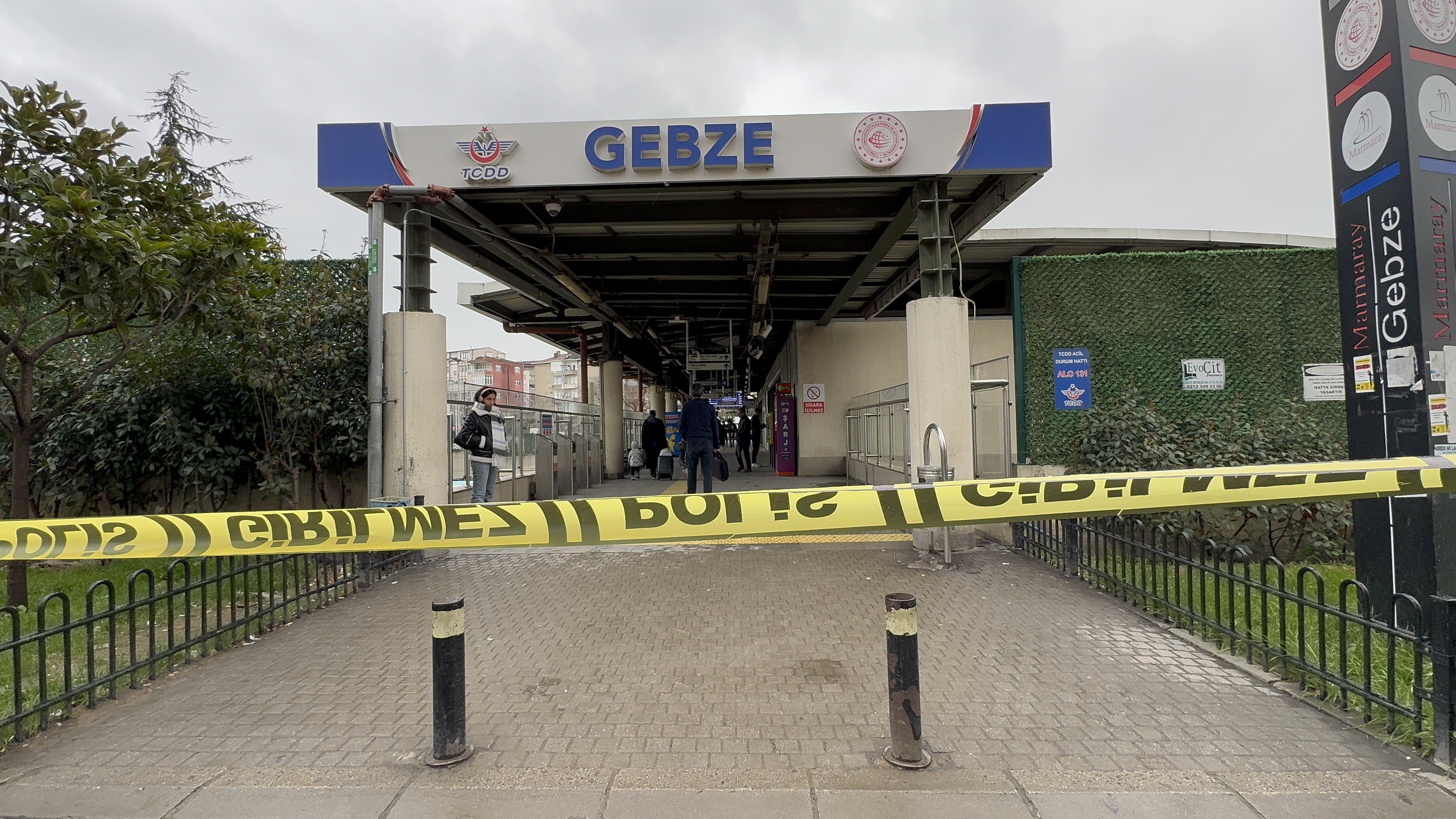 Gebze Tren İstasyonunda Cani̇ce Katledi̇lmi̇şti̇! Detaylar Ortaya Çikti (1)