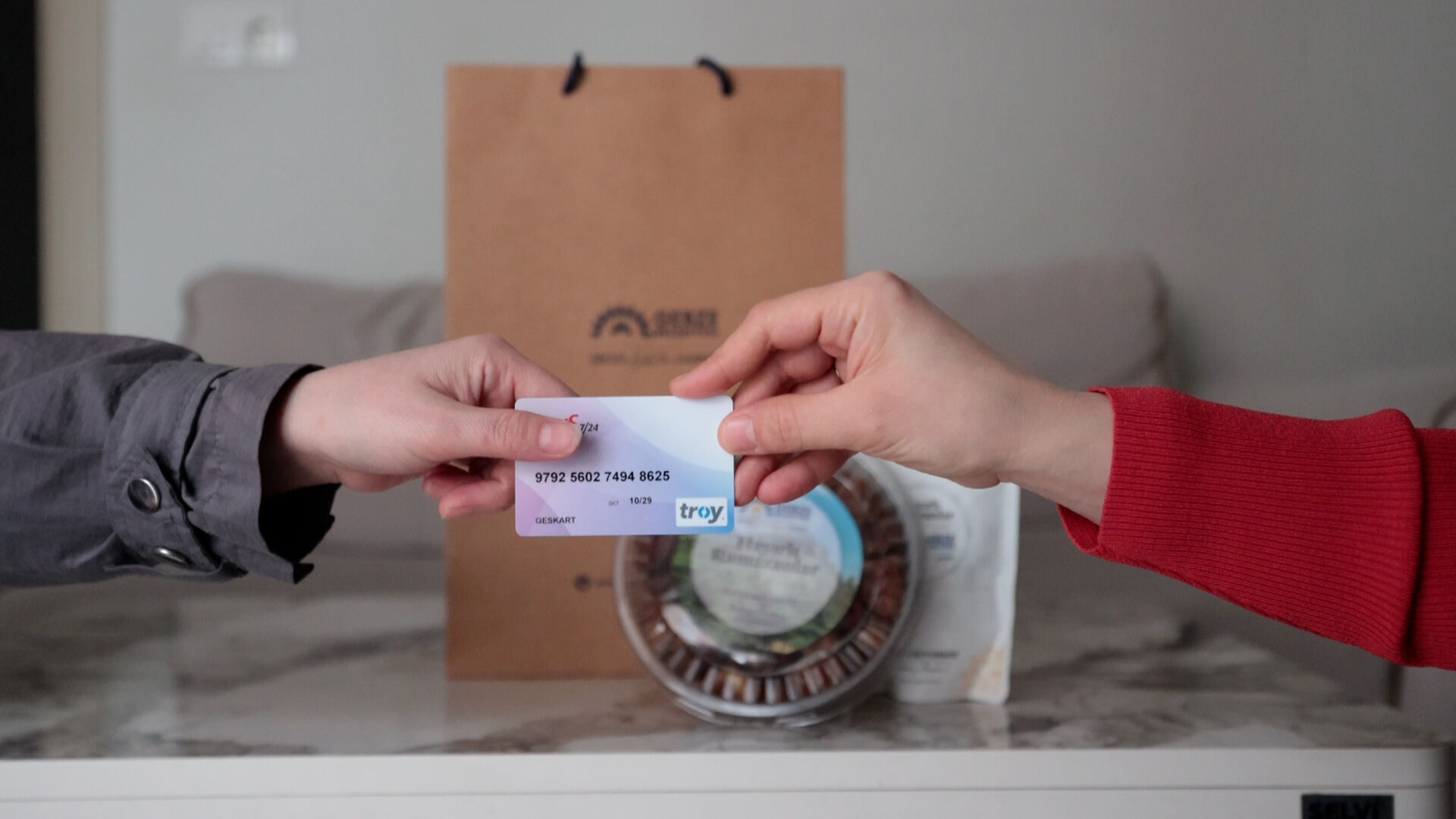 Gebze'de 2 Bi̇n Ai̇leye Yardim Desteği̇ 1