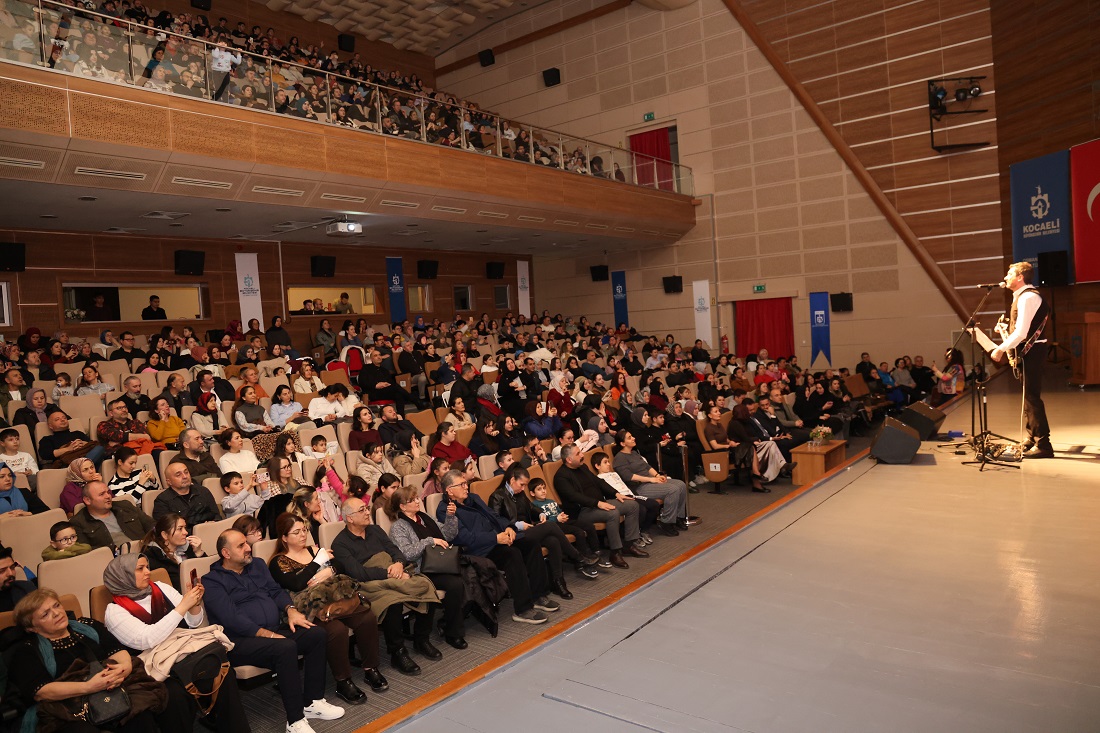 Gebze’de Bariş Manço Rüzgâri (7)