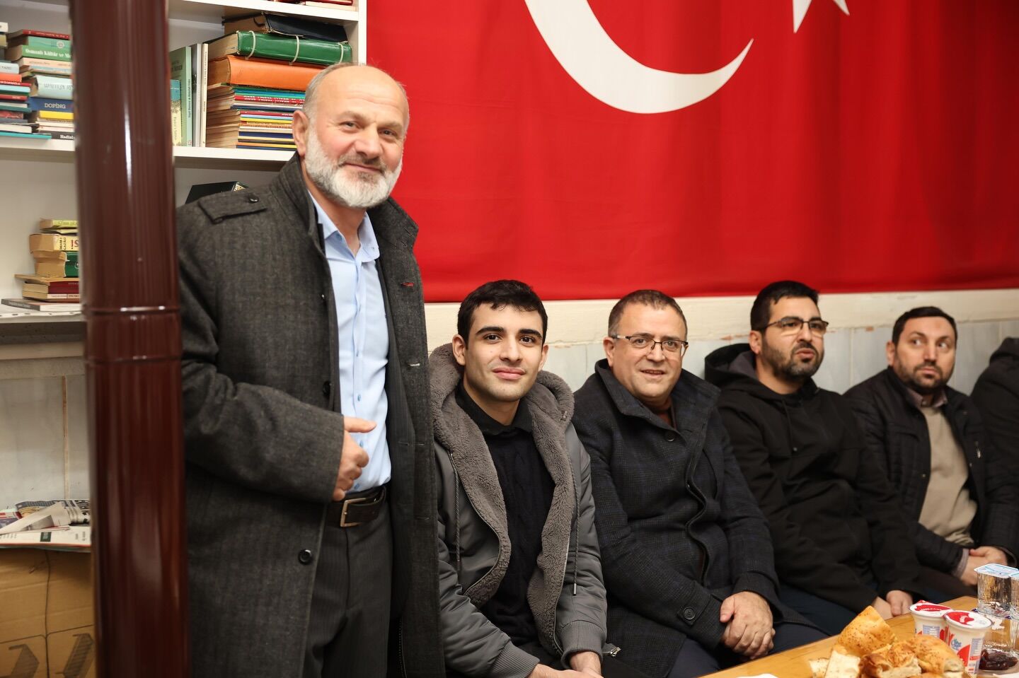 Gençlerle İftar Sofrasinda Buluştu (8)