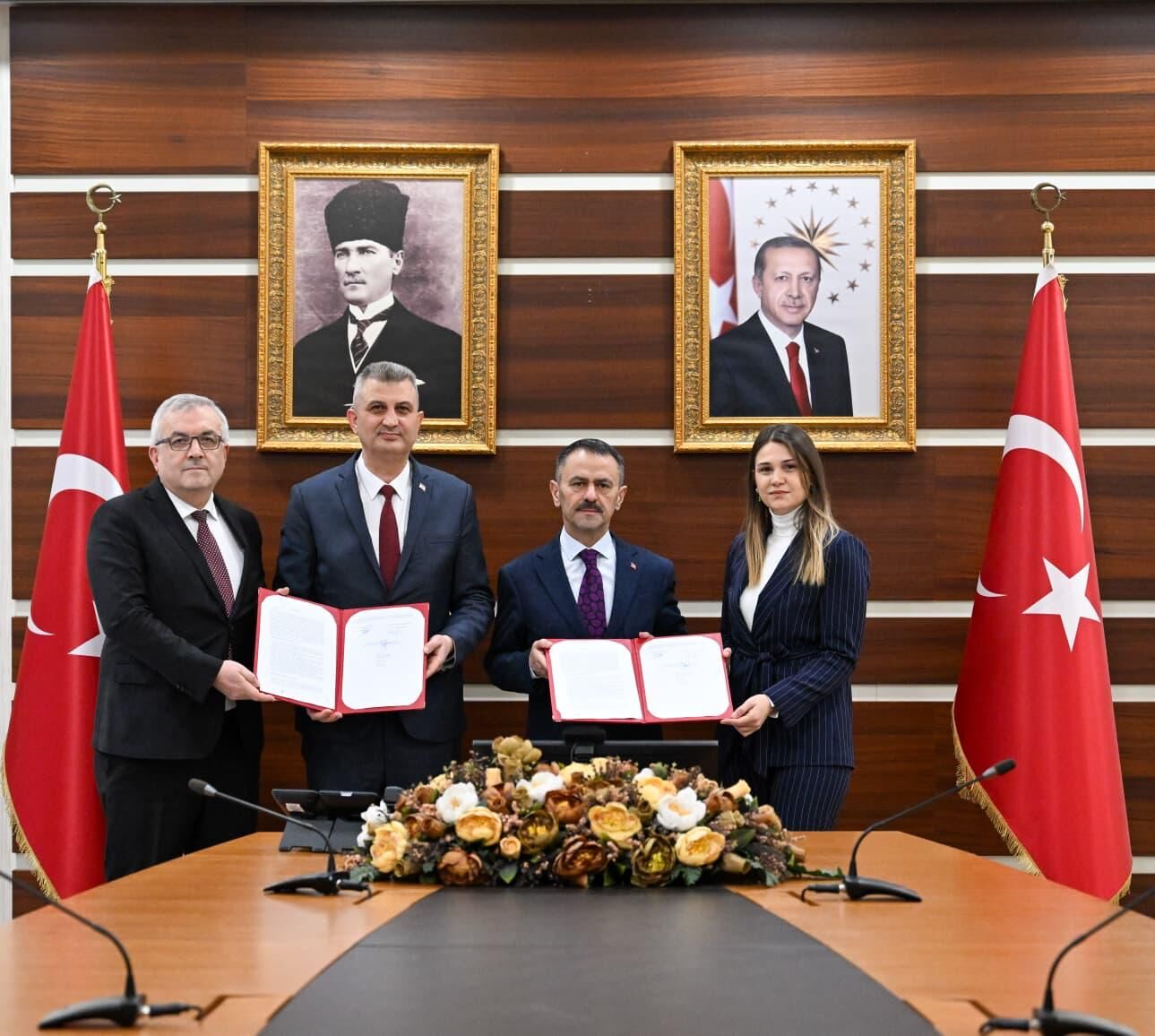 Gölcük'e Yeni̇ Sağlik Merkezi̇ Kuruluyor! 2