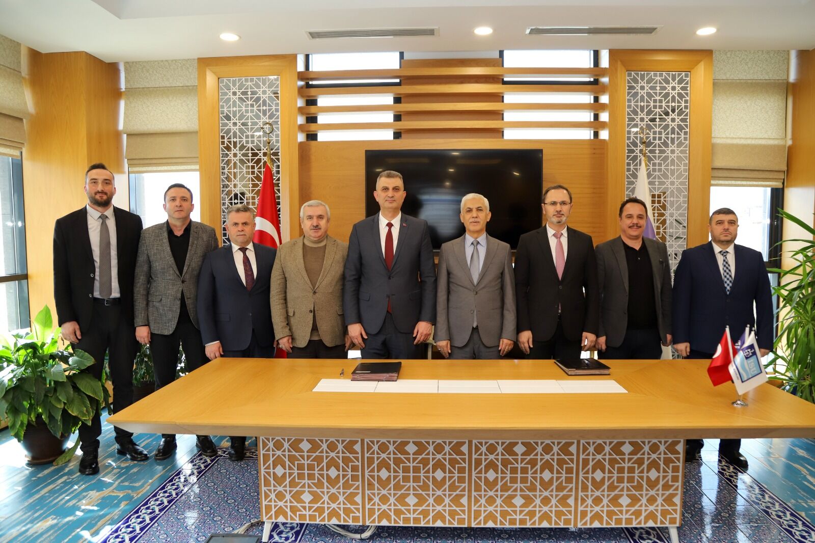 Gölcük’te Di̇ji̇tal Ruhsat Süreci̇ Başliyor İsu İle Gölcük Beledi̇yesi̇ Protokol İmzaliyor (1)