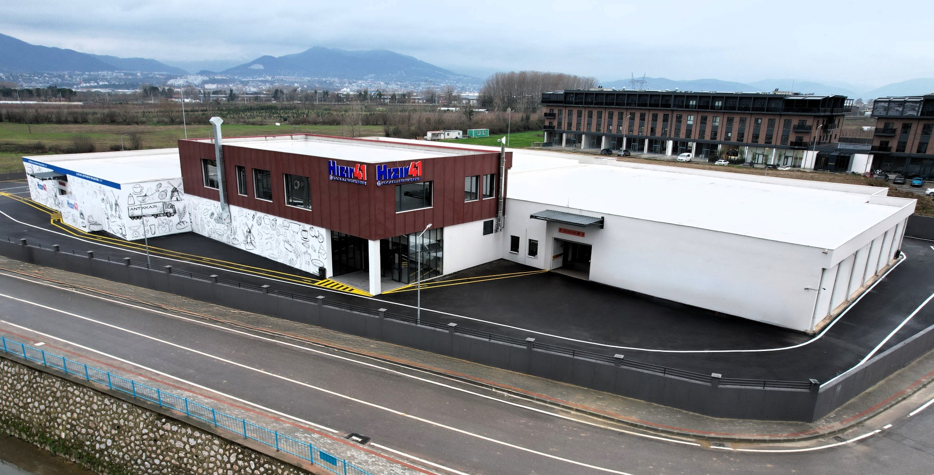 İlk Yilinda Strateji̇k Bi̇r Yatirima Dönüştü (4)