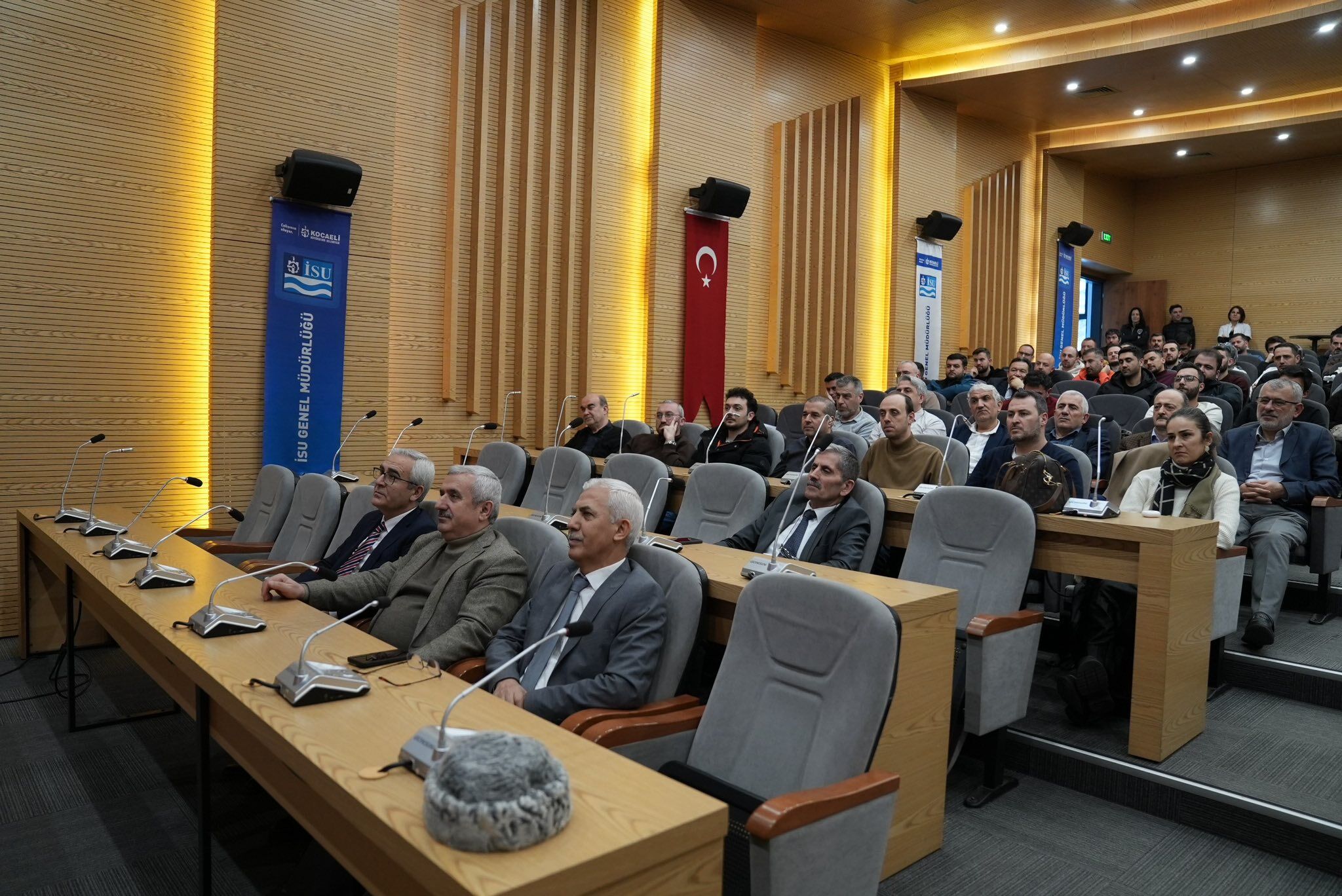 İsu’da Ramazan Buluşmasi! “Ramazan, Cami̇ Ve Hayat” Konferansi Düzenlendi̇ (5)