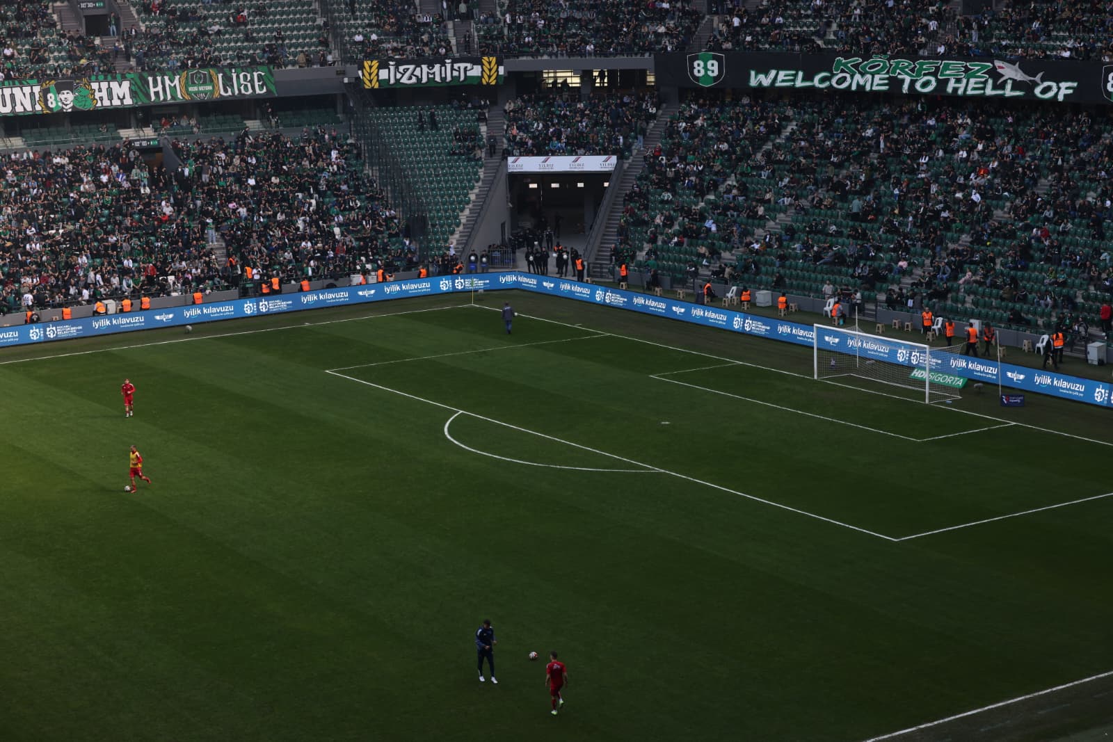 “İyi̇li̇k Kilavuzu” Mesaji Tüm Türki̇ye’ye Yayildi (2)