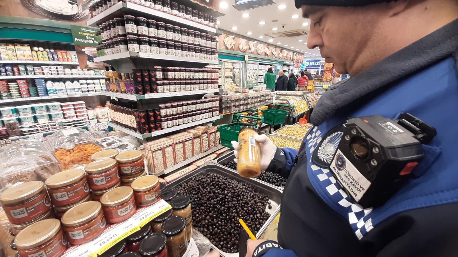 İzmit Belediyesi Zabıta Ekiplerinden Ramazan Öncesi Sıkı Denetim (4)