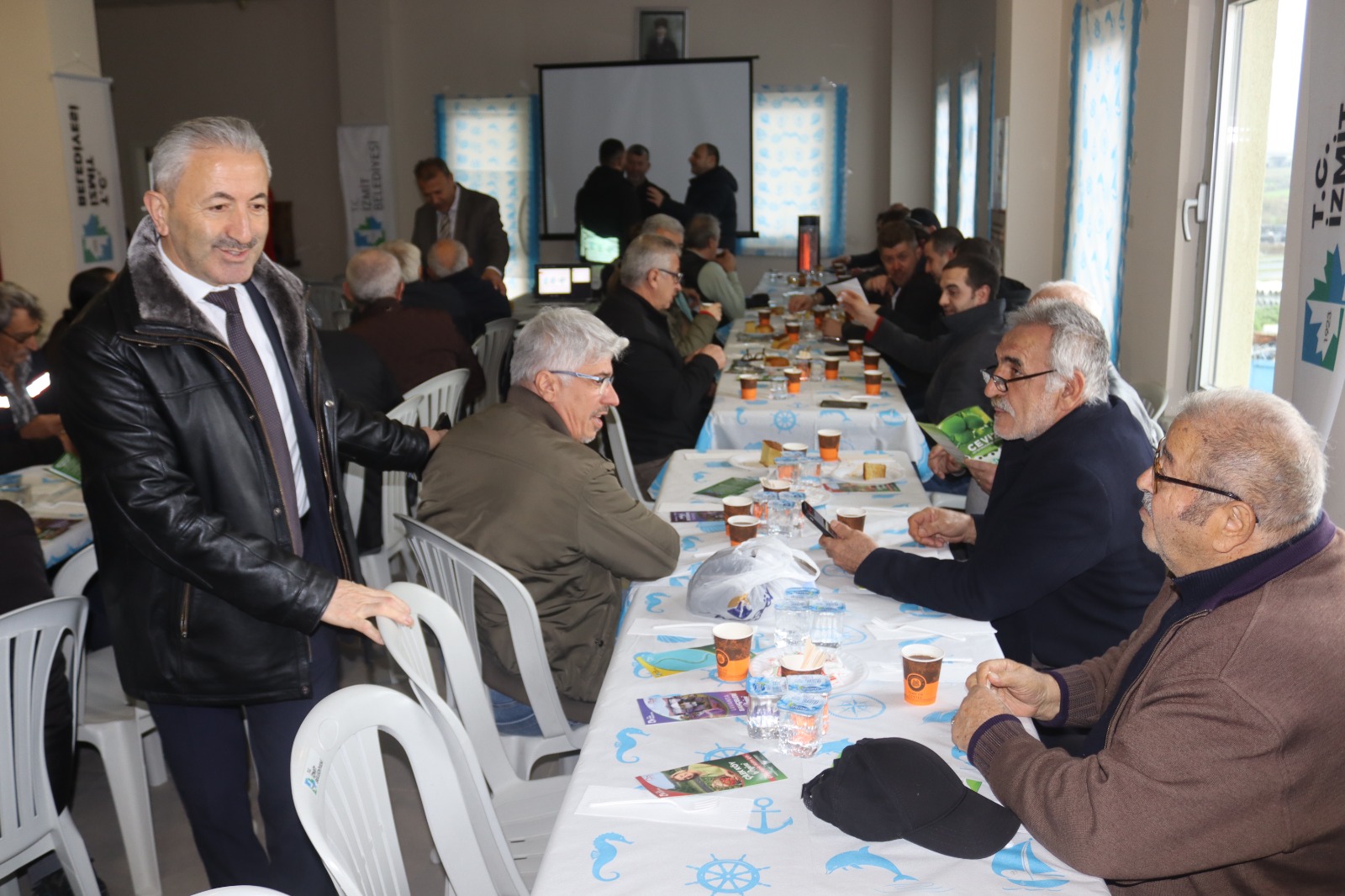 Izmit Belediyesinden Üreticilere Uygulamali Budama Egitimi (2)