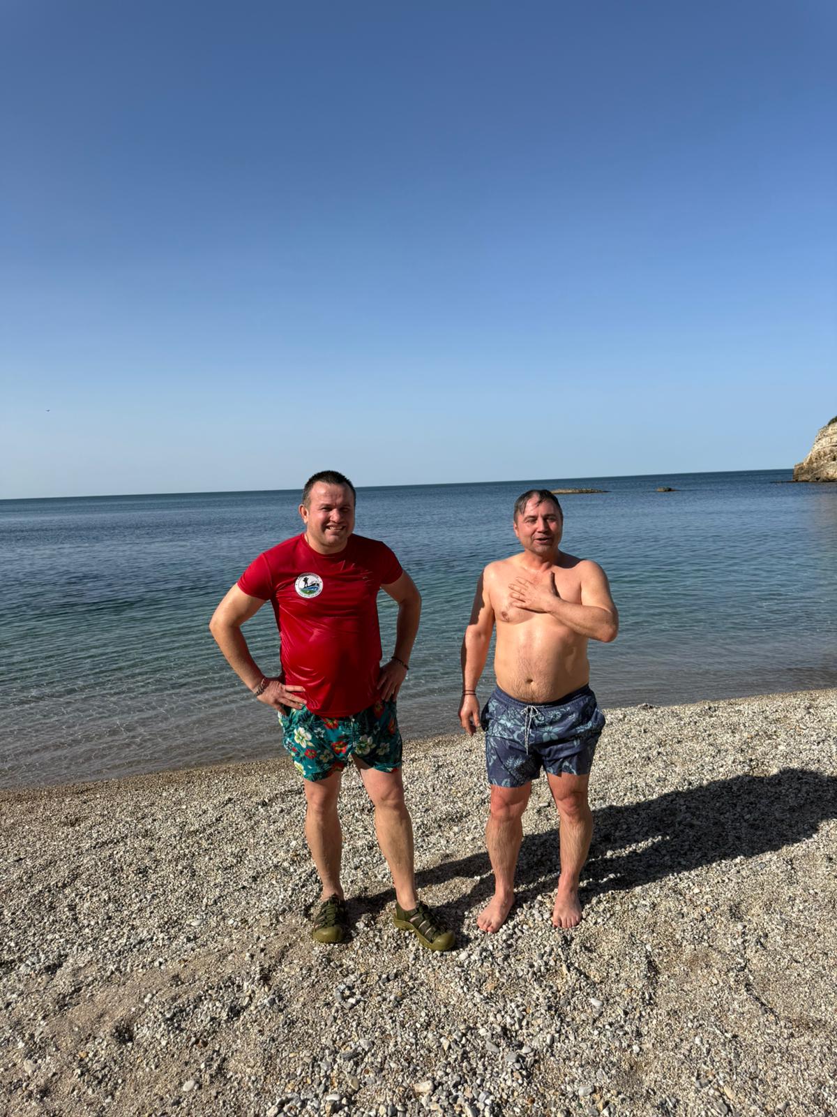 Kandira'da Dağcilar Şubat Ayinda Deni̇ze Gi̇rdi̇! 3