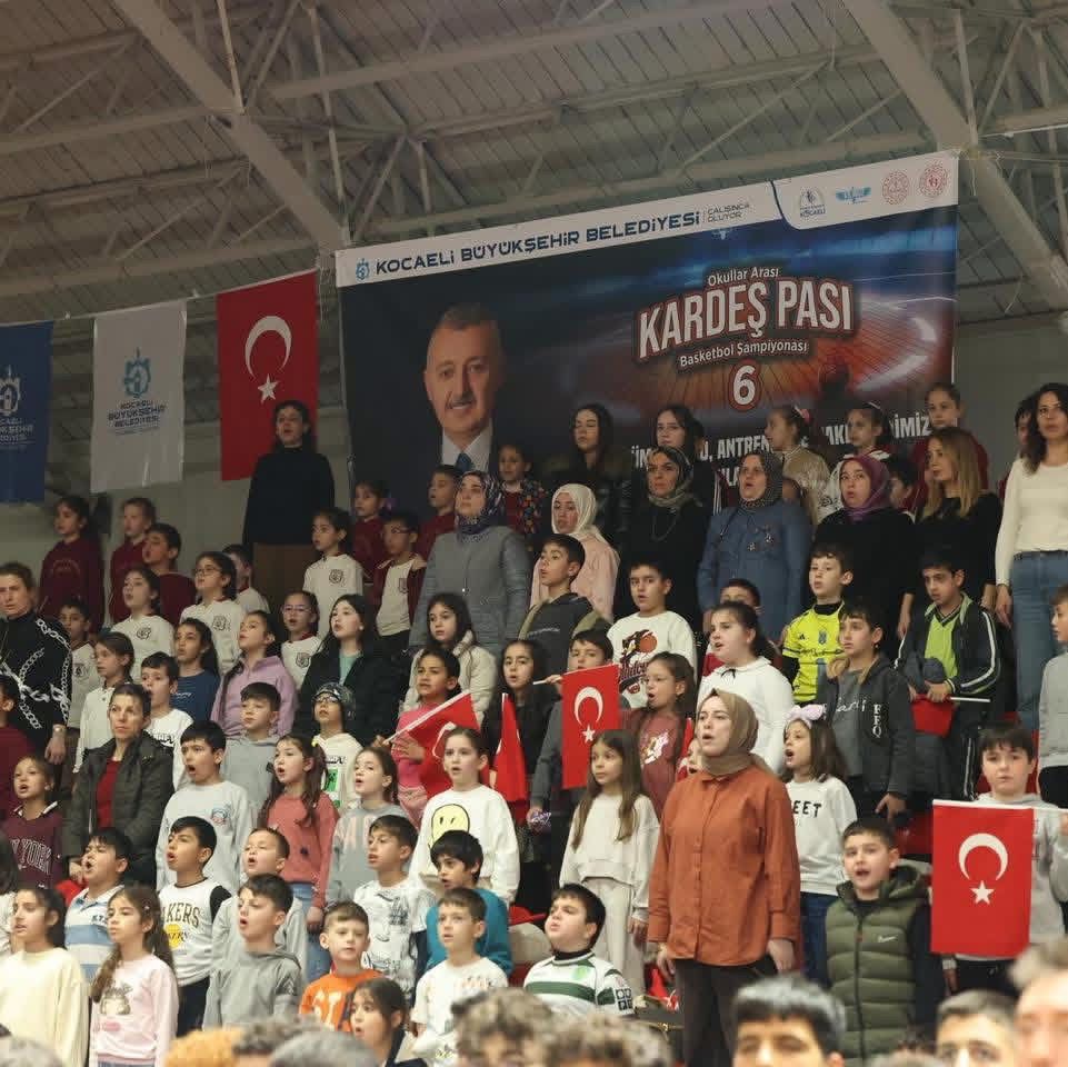 Kardeş Pasi Şampi̇yonasi’nda İlk Düdüğü Çaldi (3)