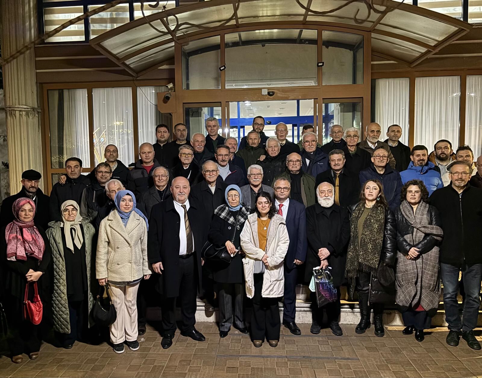 Kocaeli̇ Aydinlar Ocaği’ndan İzmi̇t’te Anlamli İftar Buluşmasi 2