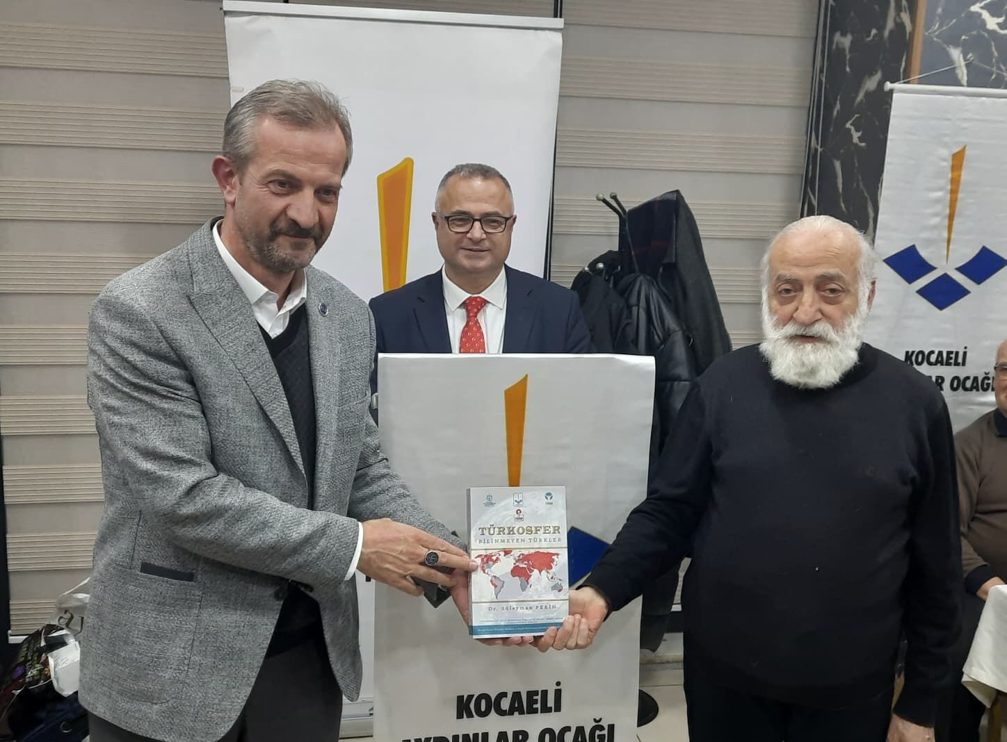 Kocaeli̇ Aydinlar Ocaği’ndan İzmi̇t’te Anlamli İftar Buluşmasi 5