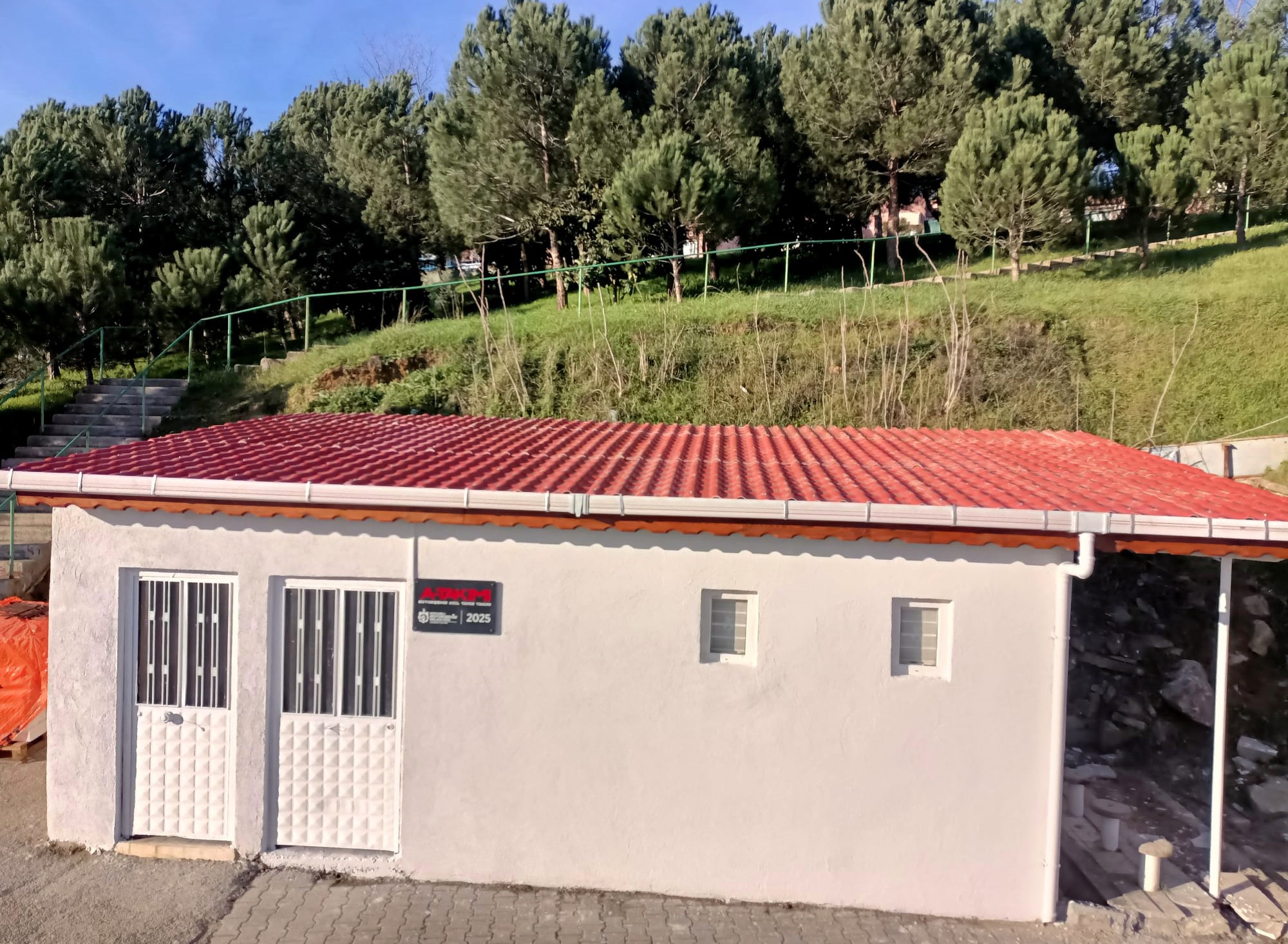 Kocaeli Büyükşehir Belediyesi, İzmit’teki Iki Camide Gerçekleştirdiği Çalışmalarla Ibadet Alanlarını Daha Kullanışlı Hale Getirdi (4)