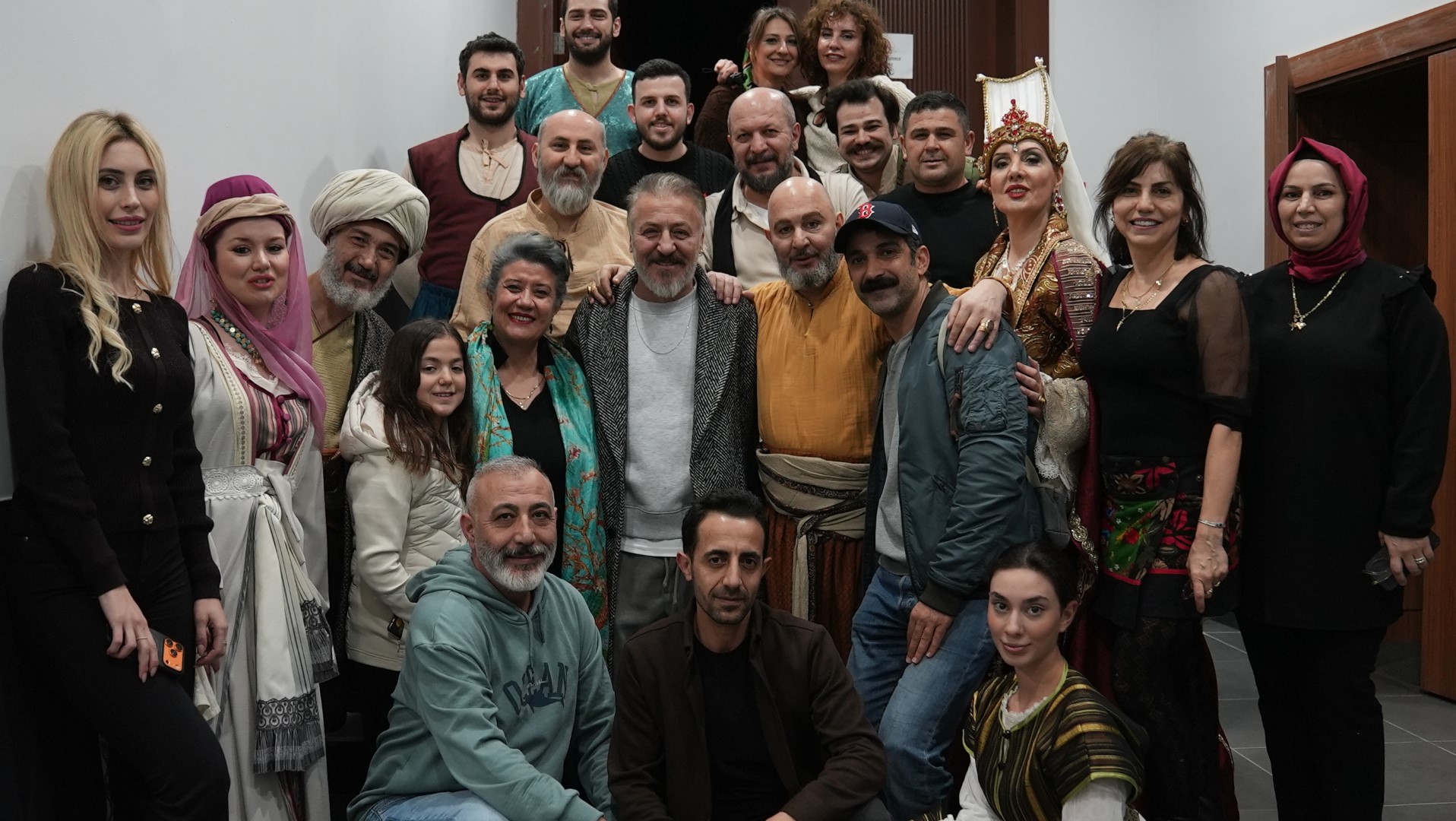 Kocaeli̇ Büyükşehi̇r Şehi̇r Ti̇yatrolari “Si̇nan” İle İstanbul’da Ayakta Alkişlandi (3)