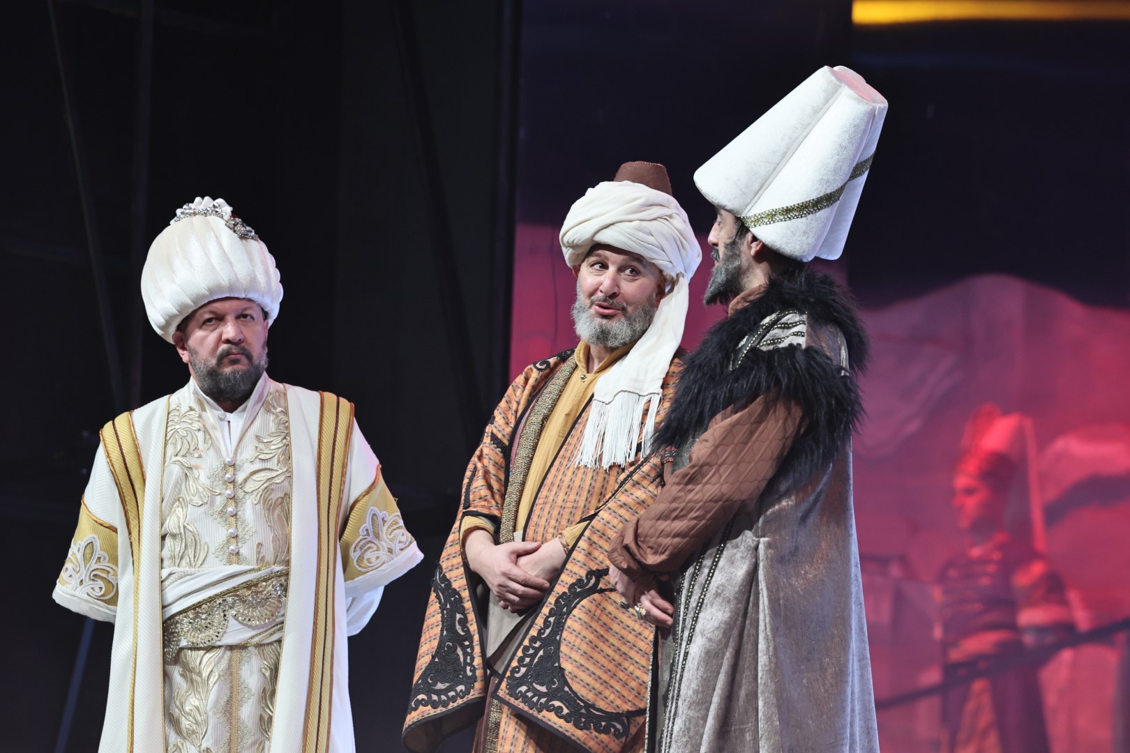 Kocaeli̇ Büyükşehi̇r Şehi̇r Ti̇yatrolari “Si̇nan” İle İstanbul’da Ayakta Alkişlandi (5)