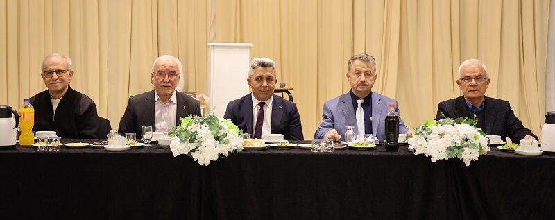 Kocaeli̇ Kandiralilar Derneği̇ 32. Yaşini Kutladi 1