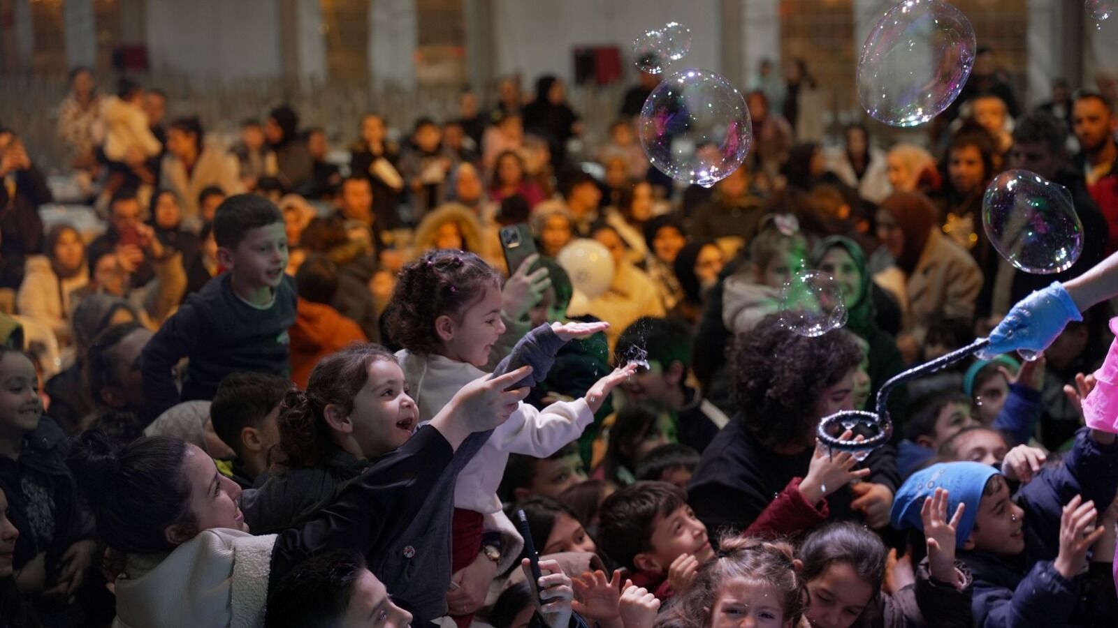 Kocaeli̇'de Eski̇ Ramazanlar Yaşatilmaya Devam Edi̇li̇yor (6)