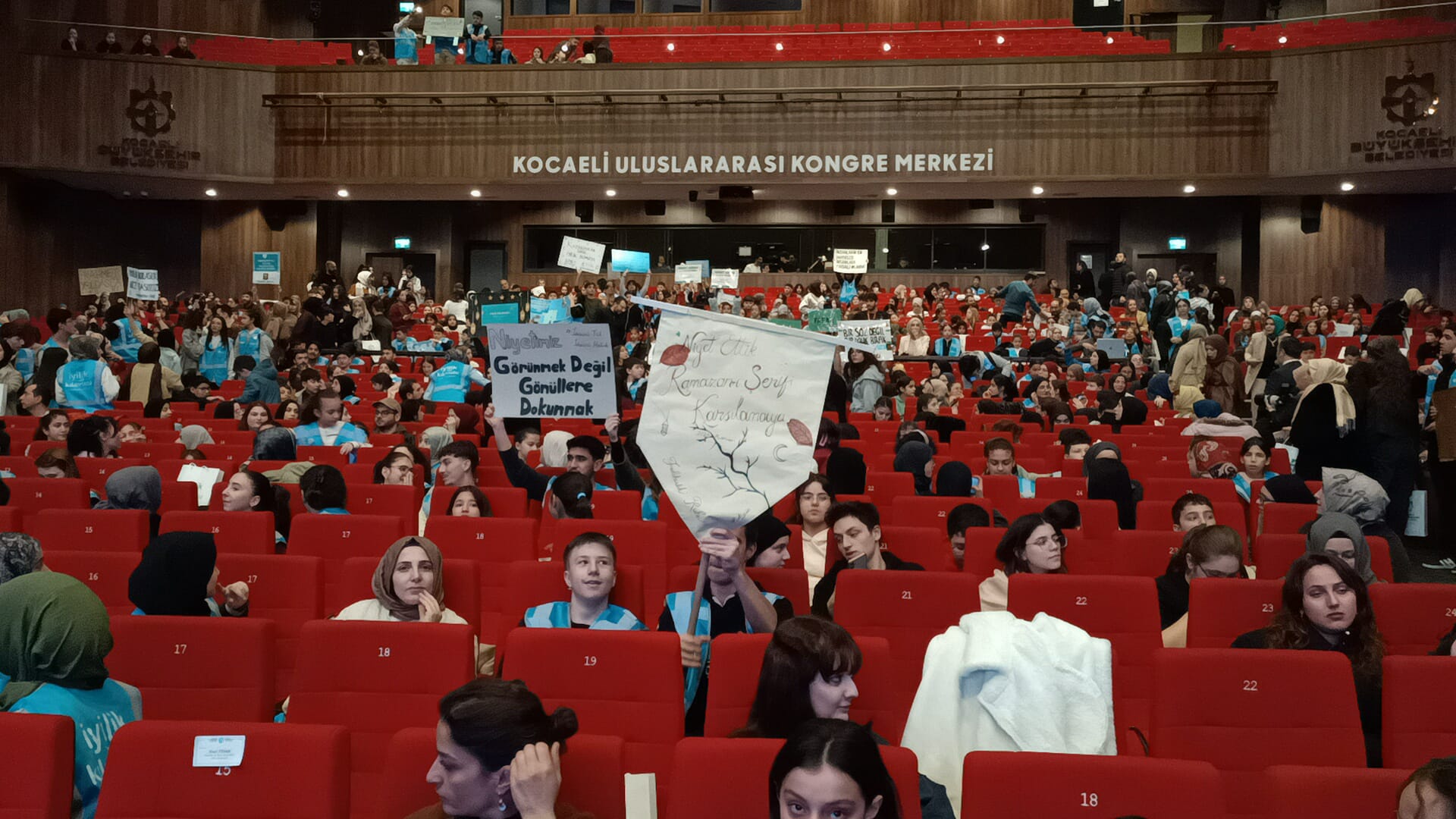 Kocaeli̇’de “İyi̇li̇k Kilavuzu Yarişmasi” İle Gençler Sahada (2)