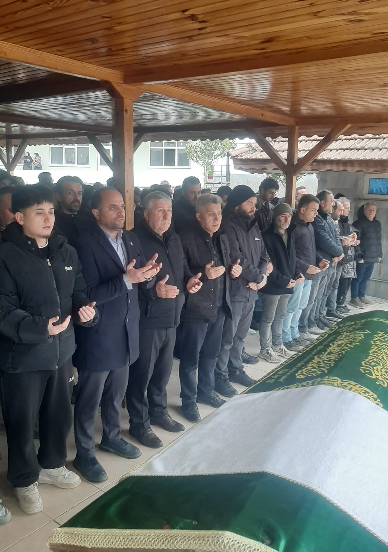 Kocaeli̇'de Okulda Kalp Kri̇zi̇ Sonucunu Hayatini Kaybeden Yusuf Son Yolculuğuna Uğurlandi