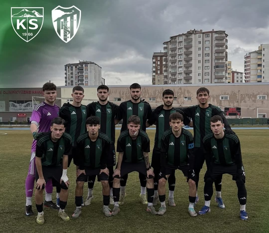 Kocaeli̇spor U19 Takimina Hakem Darbesi̇! 1