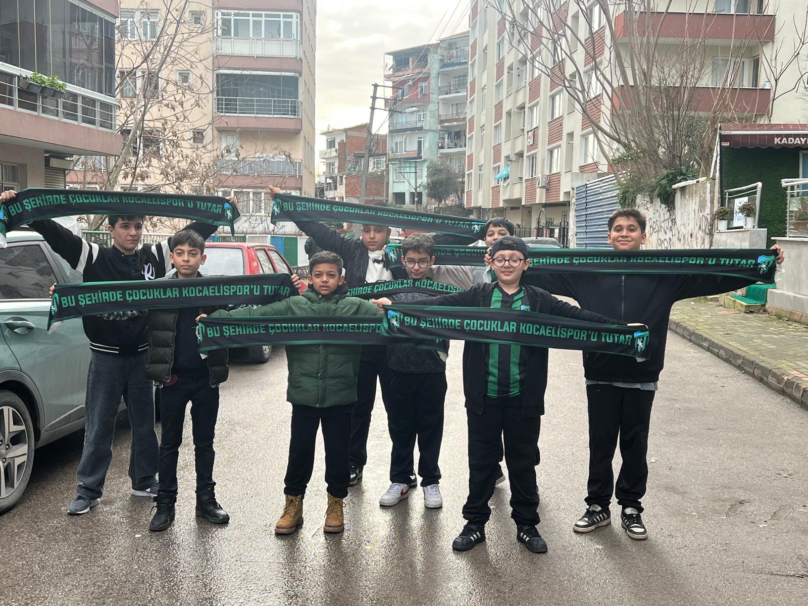 Kocaeli̇sporlu Çocuklara Unutulmaz Jest (1)-1