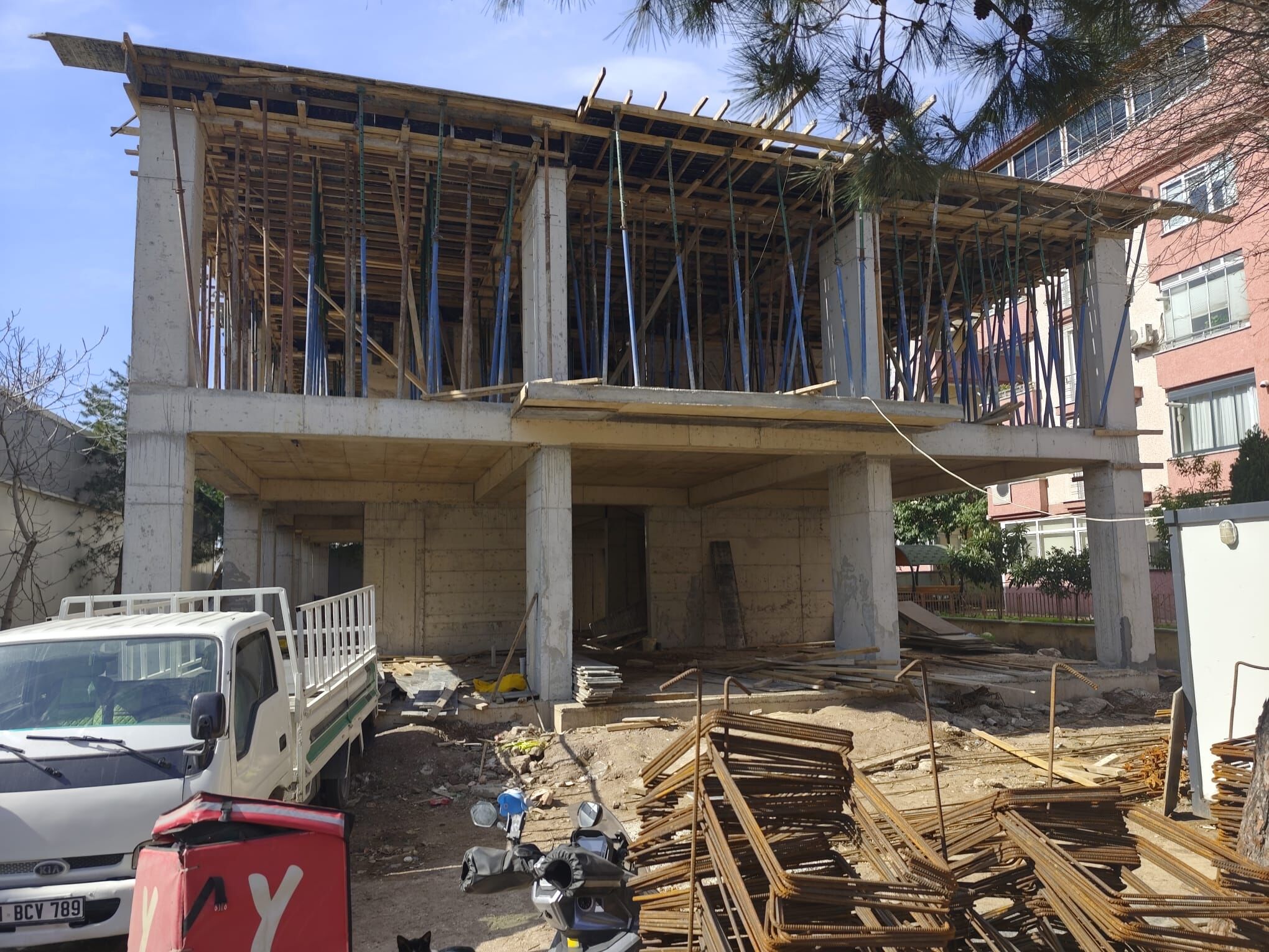 Körfez’de Sağlik Hi̇zmetleri̇ne Güç Katacak Yatirimlar Yeri̇nde İncelendi̇1