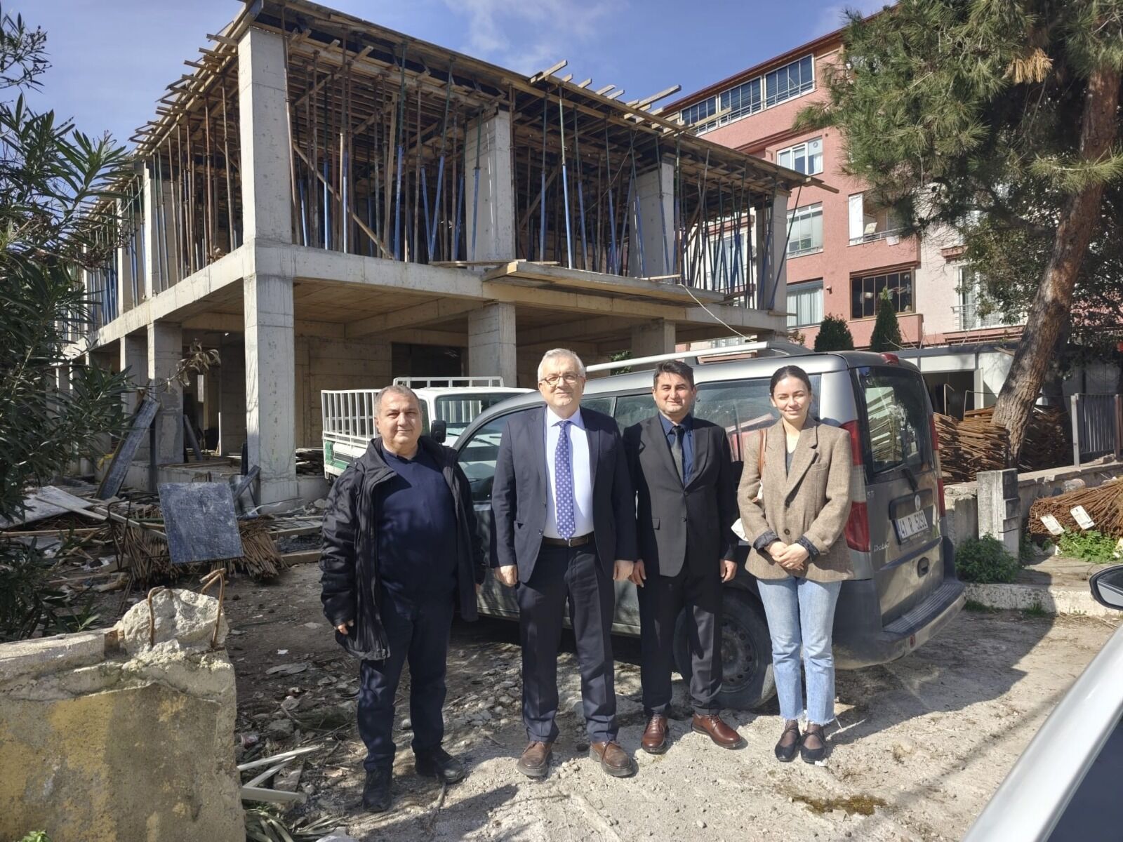 Körfez’de Sağlik Hi̇zmetleri̇ne Güç Katacak Yatirimlar Yeri̇nde İncelendi̇2